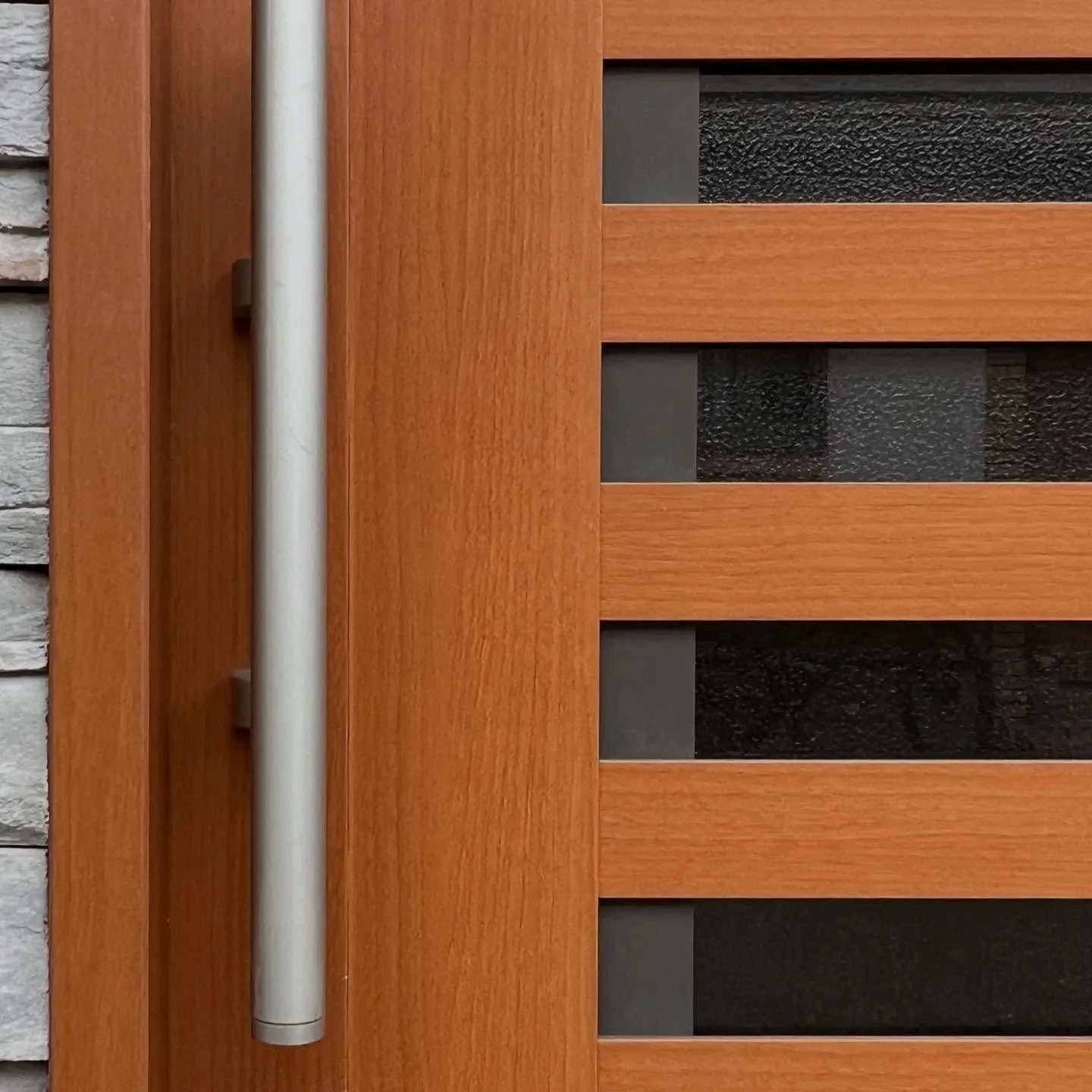 TOSTEMコダチ用錠前の鍵交換:お客様の信頼に応える工事レ...