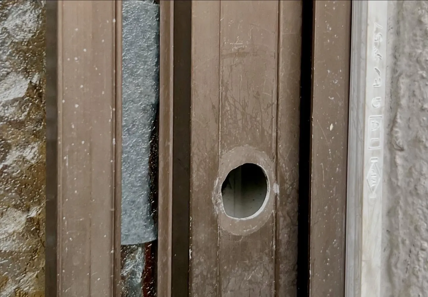 【鍵交換の舞台裏】DIY好きのご主人様が遺した錠前を、より使...