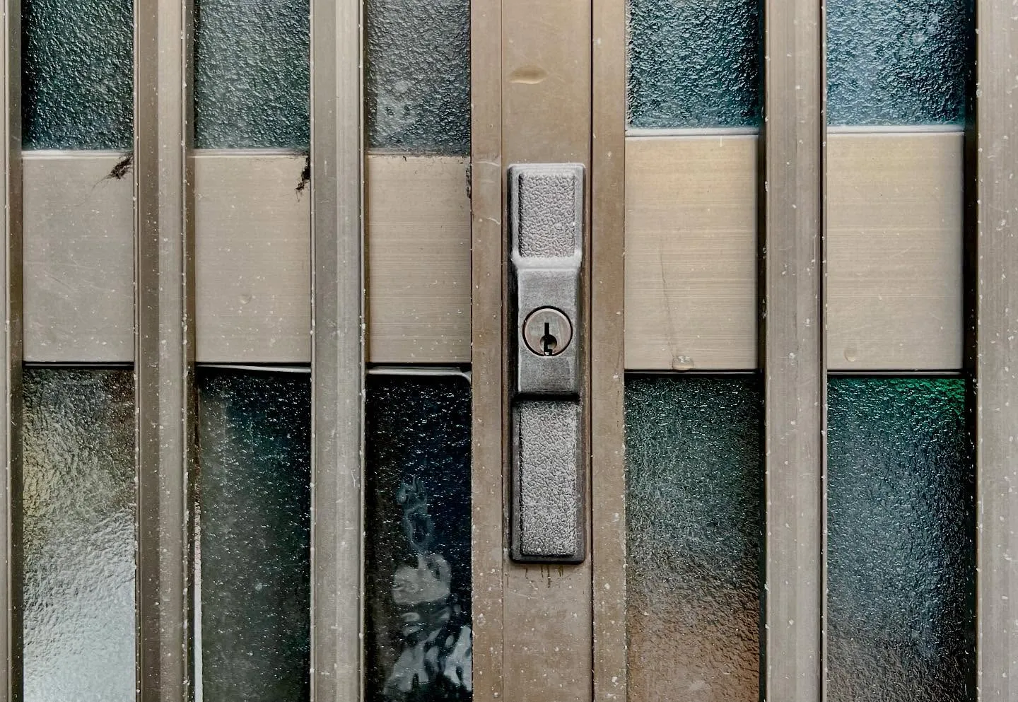 【鍵交換の舞台裏】DIY好きのご主人様が遺した錠前を、より使...