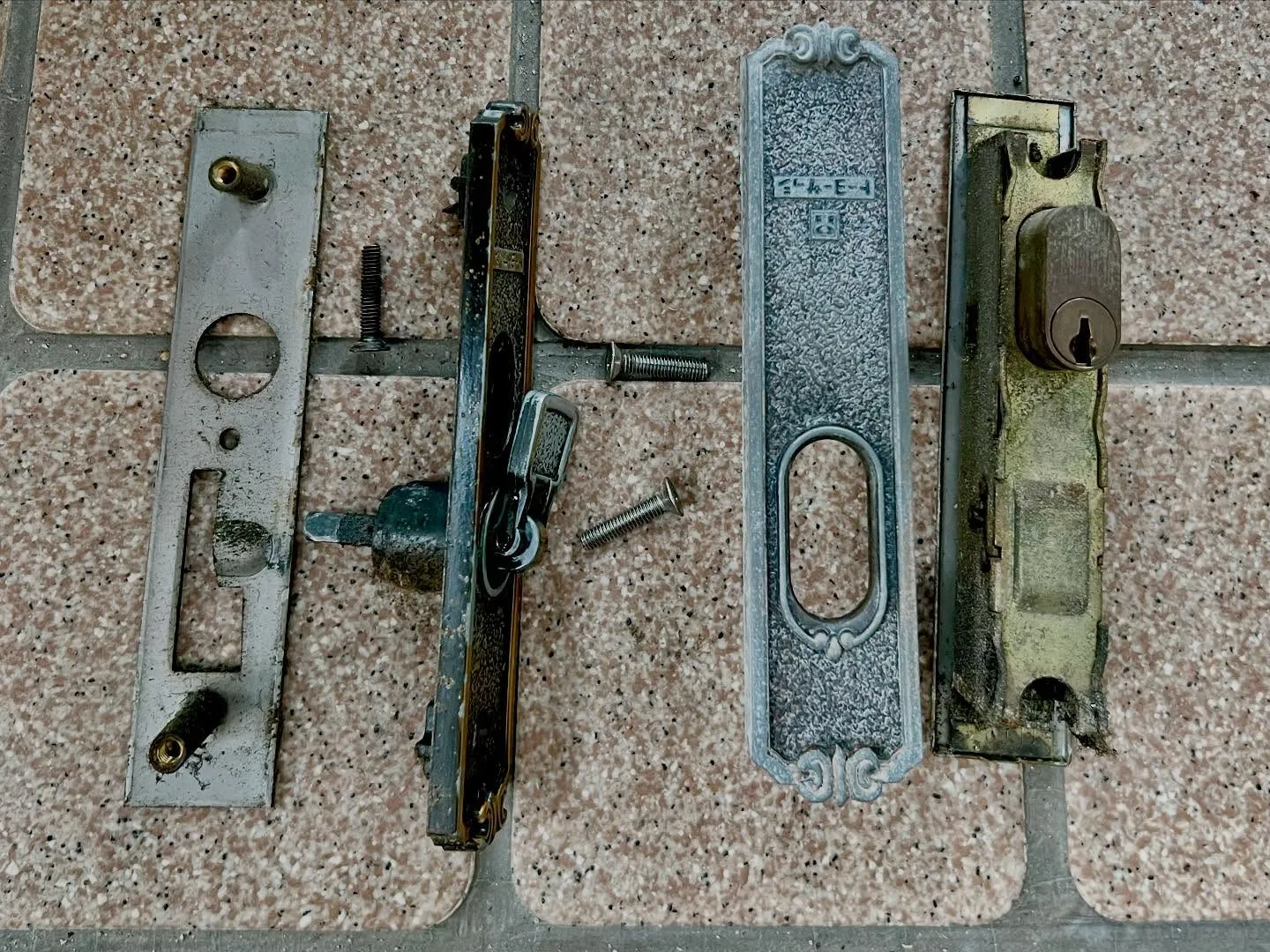 🔐 40年の歴史を終え、新たな快適さを手に入れる!