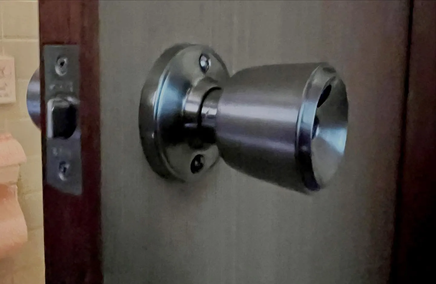 🚪🔑 トイレの鍵交換　安心・快適な空間をお届けします！🔑🚪