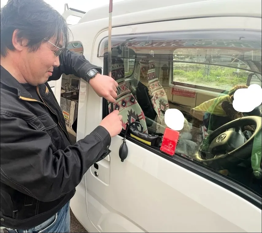 🚗🐶【本日3件目:犬によるインロック事件!?】🐾🔑