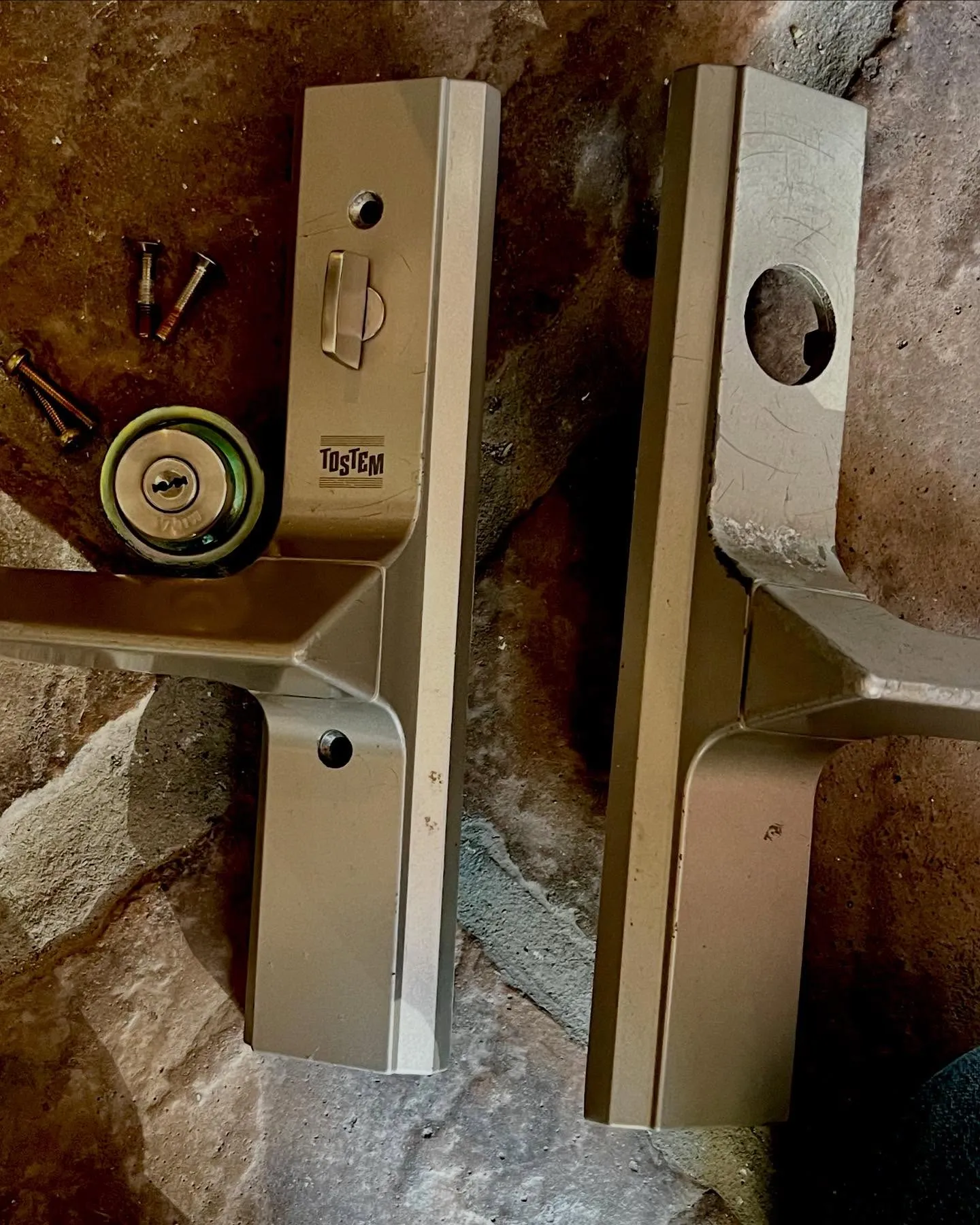 🔑 「鍵の紛失もなくなったので、元の鍵へ！」鍵交換完了！🔑 ...