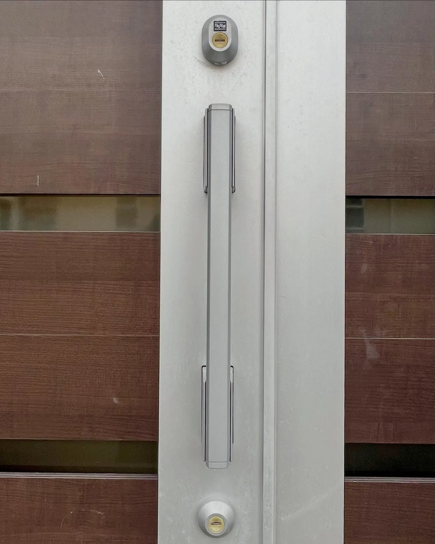 5月23日に鍵を紛失されたお客様から、月末の交換依頼をいただ...