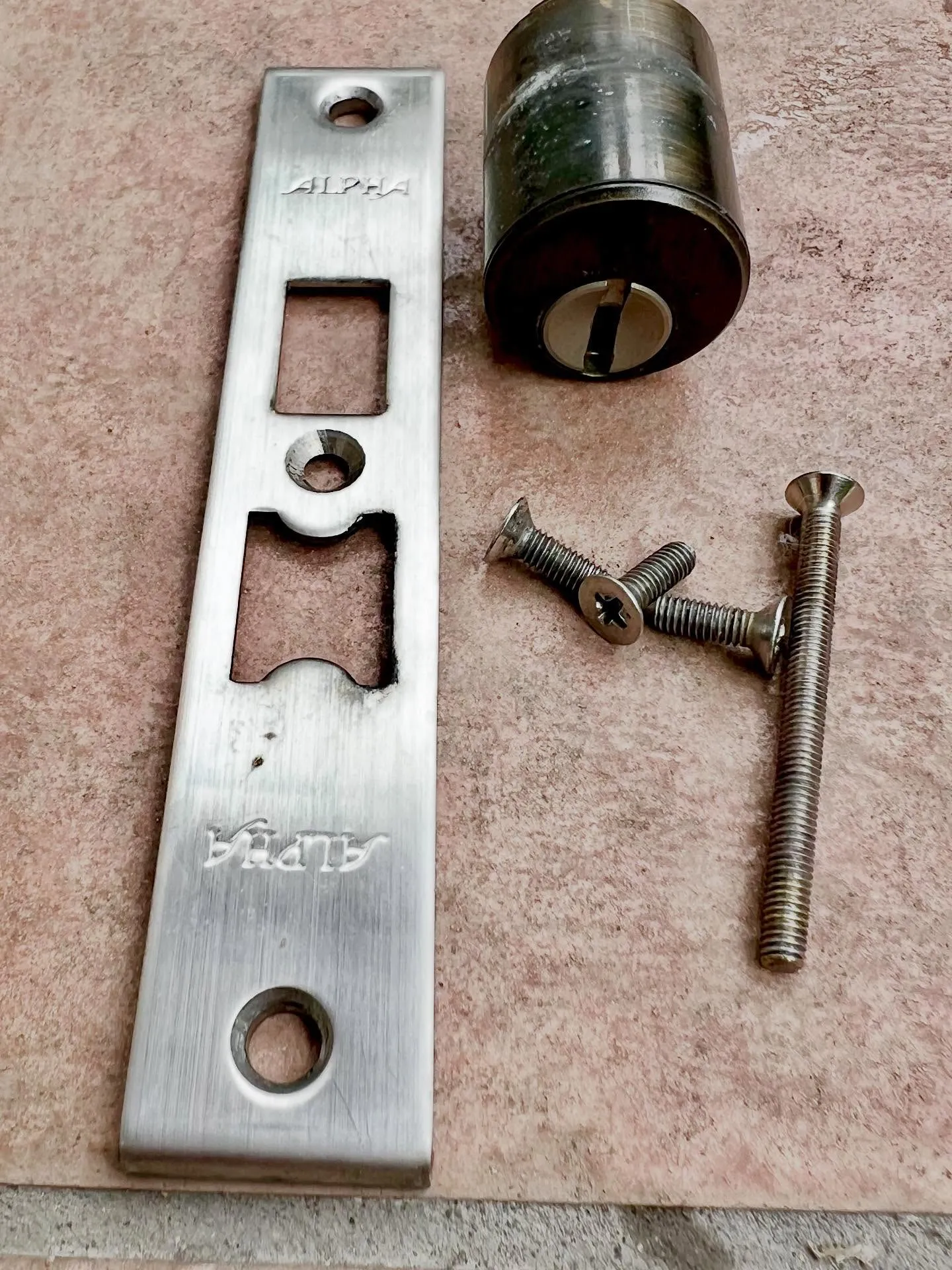 🔑 希少な鍵の交換作業、無事完了！