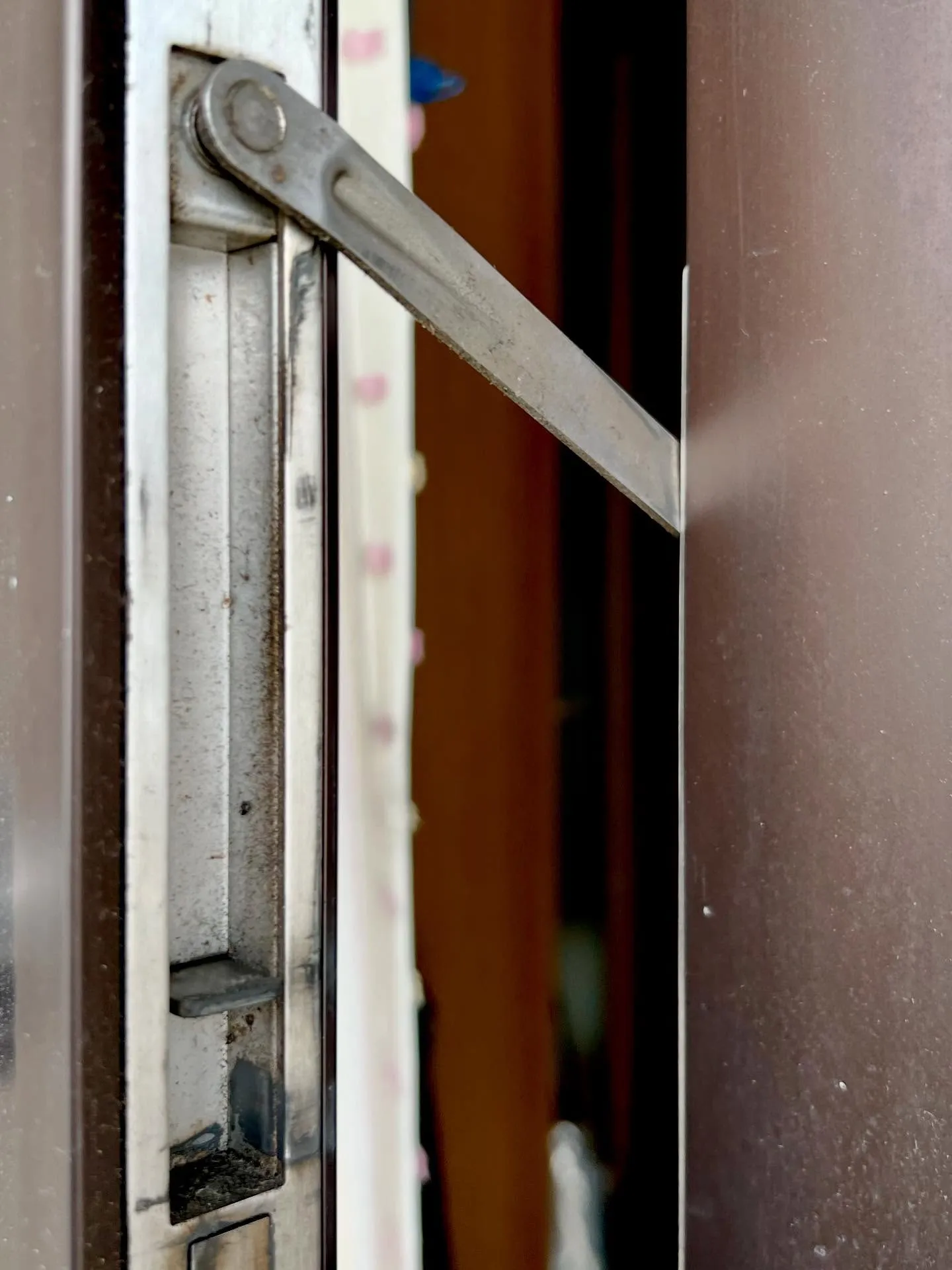 🚗 帰宅したら鍵が折れた!?ガードロックがかかって家に入れな...