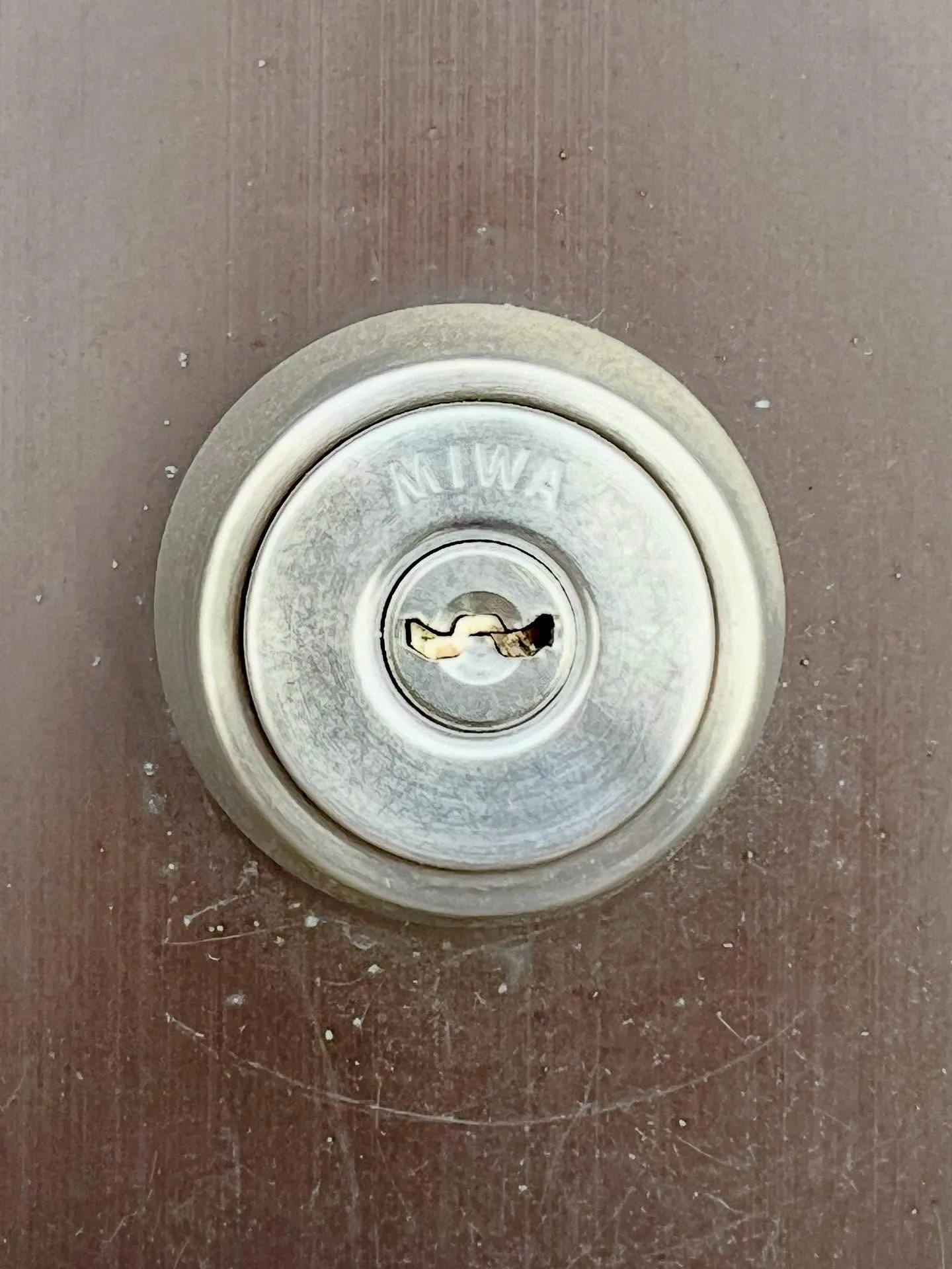 🚗 帰宅したら鍵が折れた!?ガードロックがかかって家に入れな...