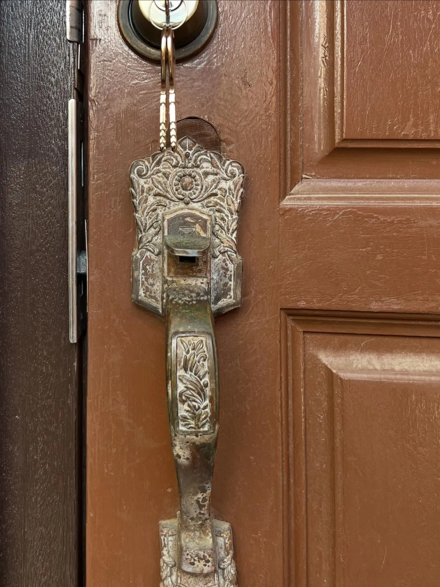 🔑 イライラ解消！スムーズ開閉の鍵交換🔑  