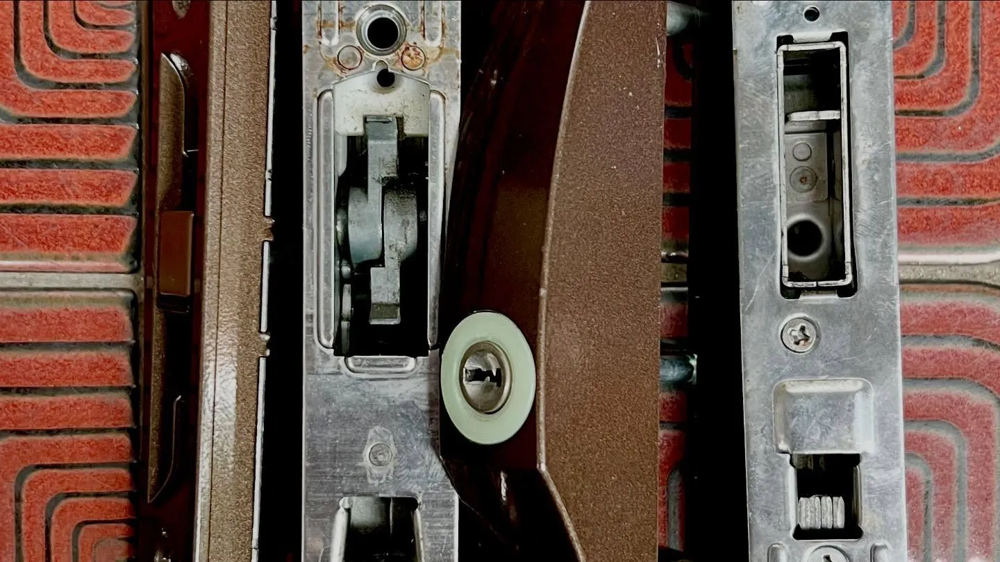 【民泊の鍵交換｜タイコー社P-900の導入】