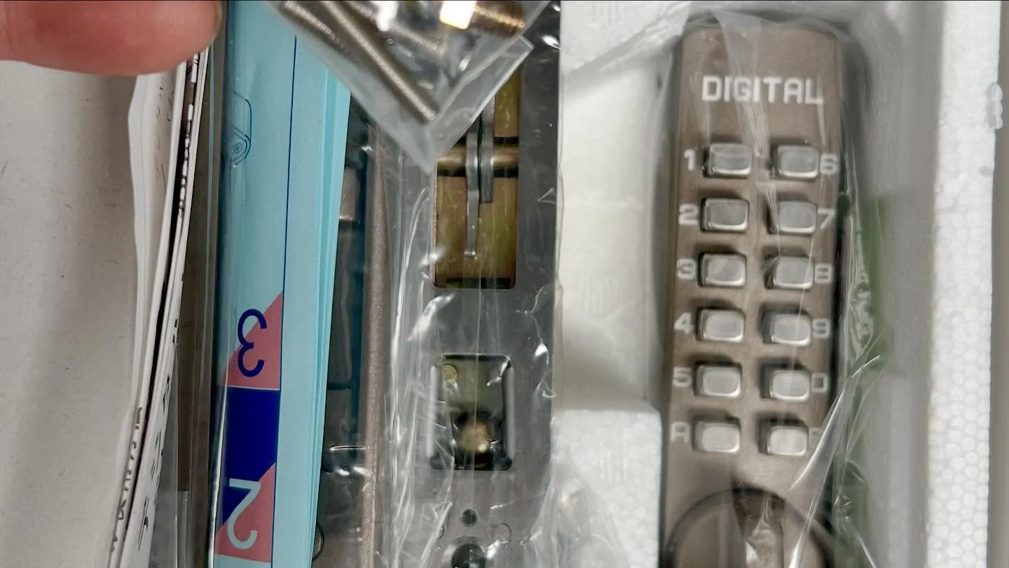 【民泊の鍵交換｜タイコー社P-900の導入】