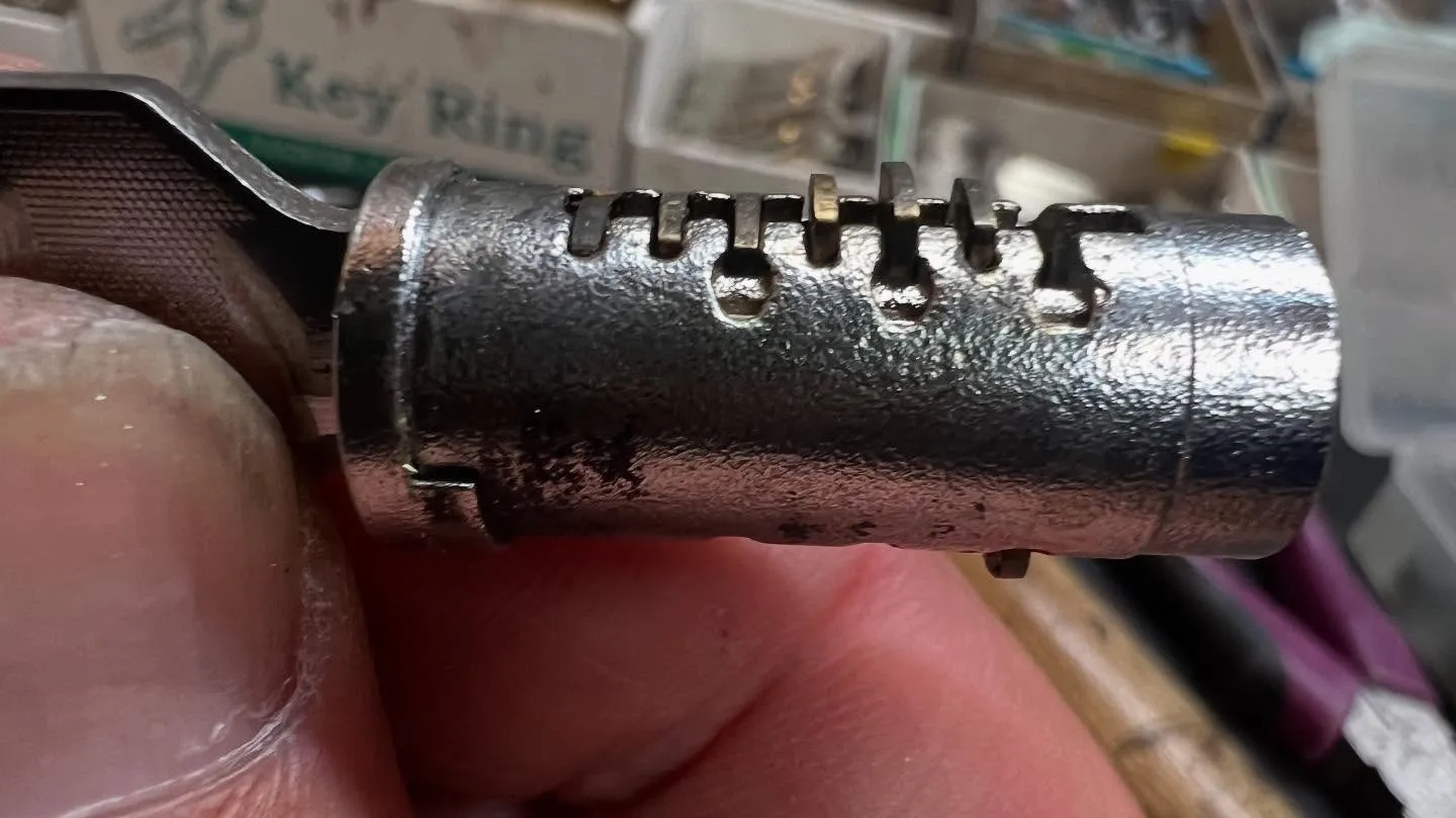 🔑【机の鍵作成完了】  