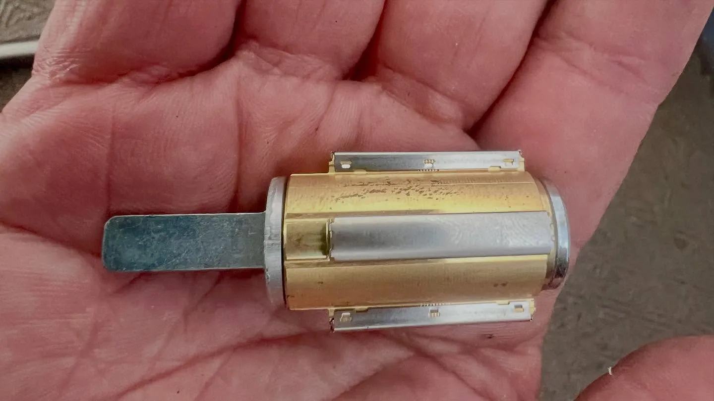 🔐【今日の仕事、終わったはずが…まさかの緊急出動】