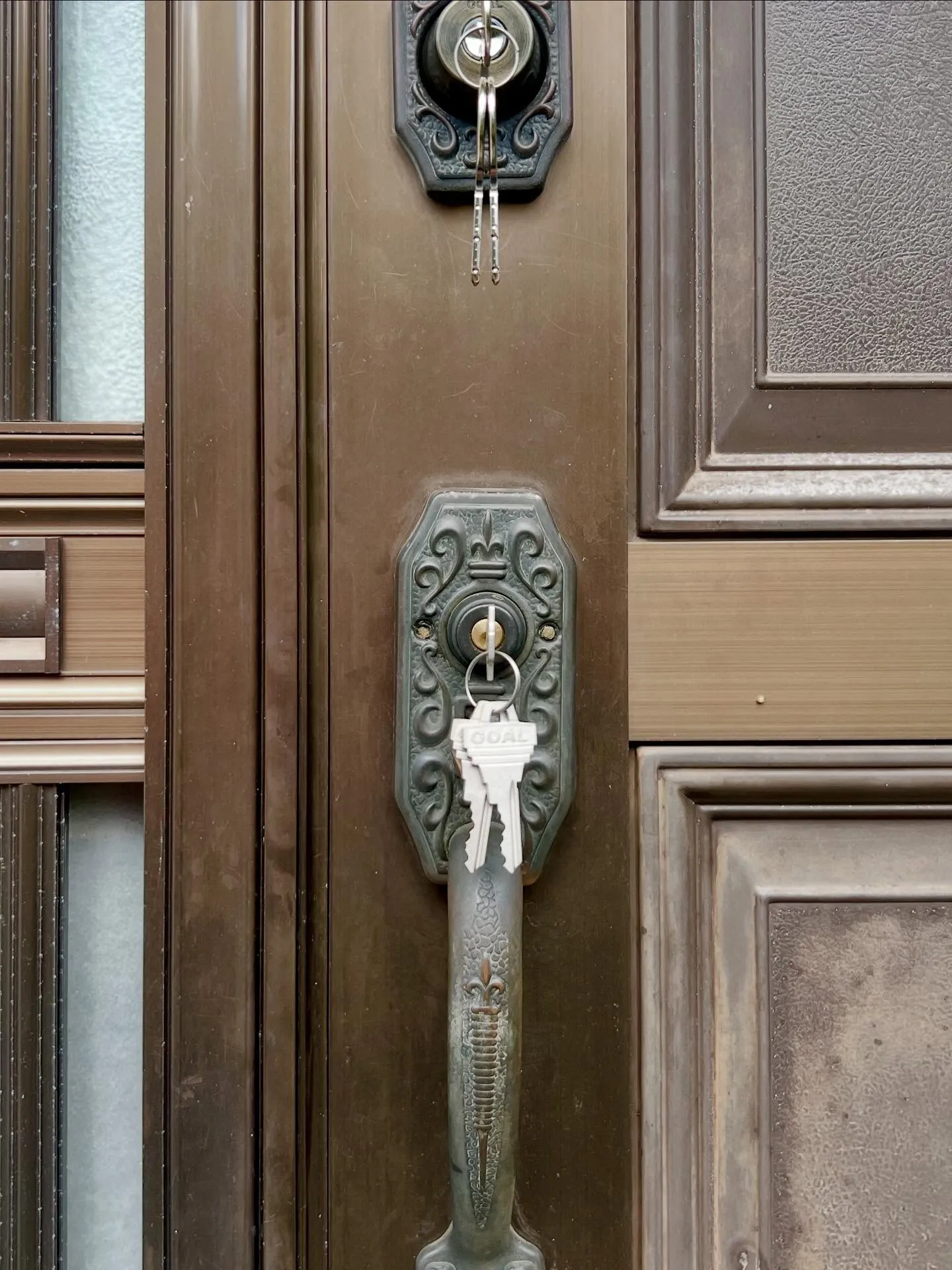 🔐【上の鍵は防犯強化と精密な微調整】