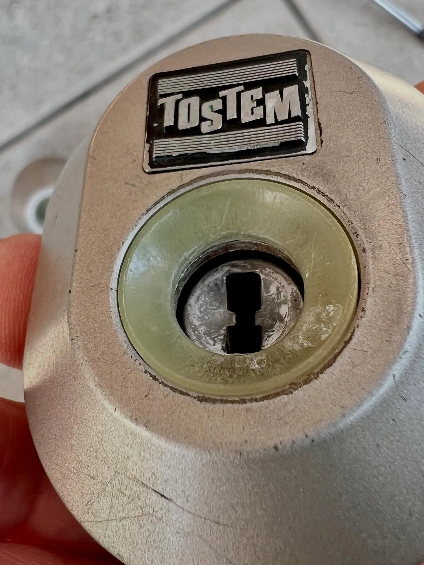 🔧【鍵が回らない!? DIYでさらに悪化…でも無事復旧しまし...