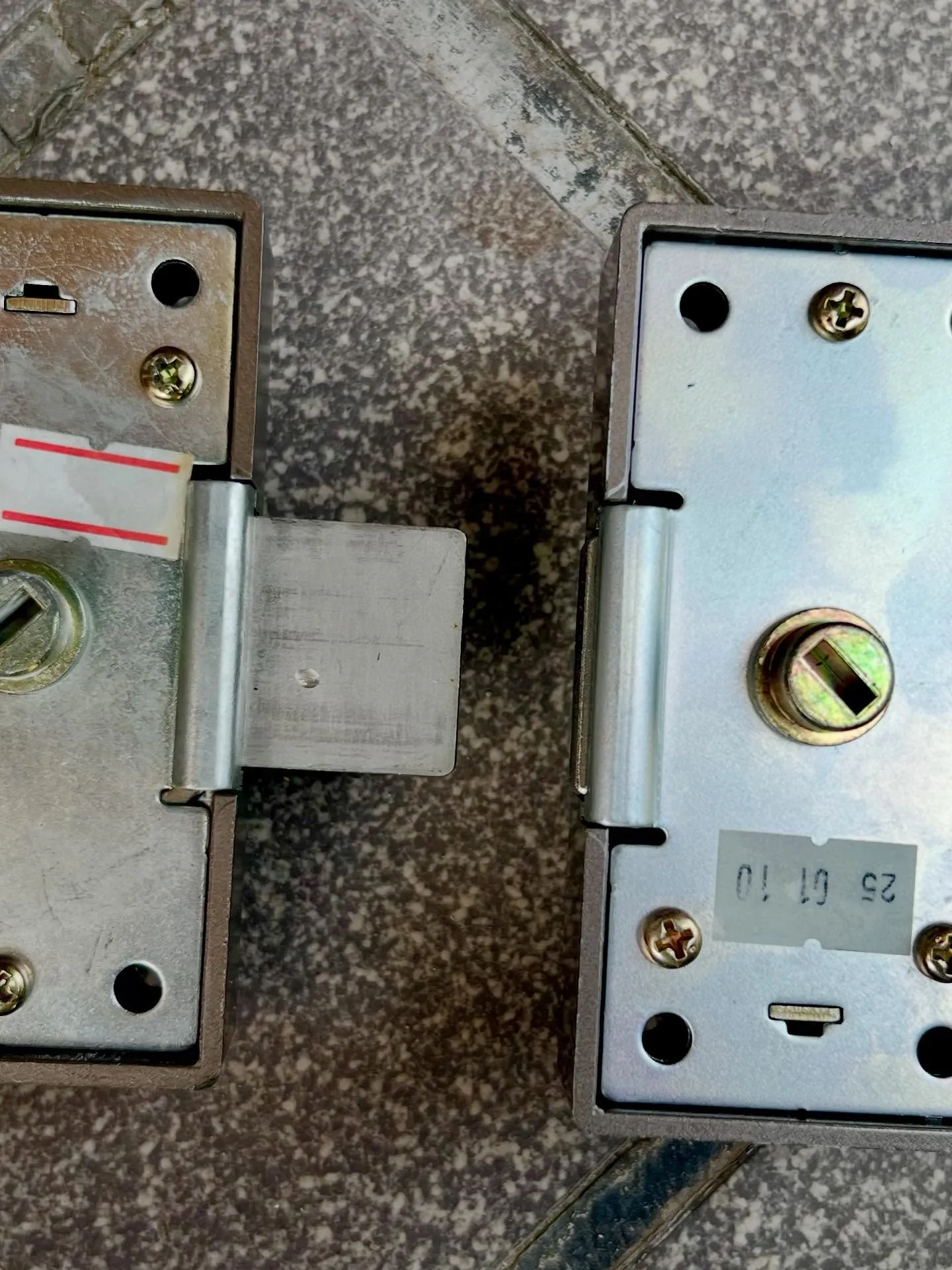 🔐【補助錠の不具合、分解修復で対応しました】🔧