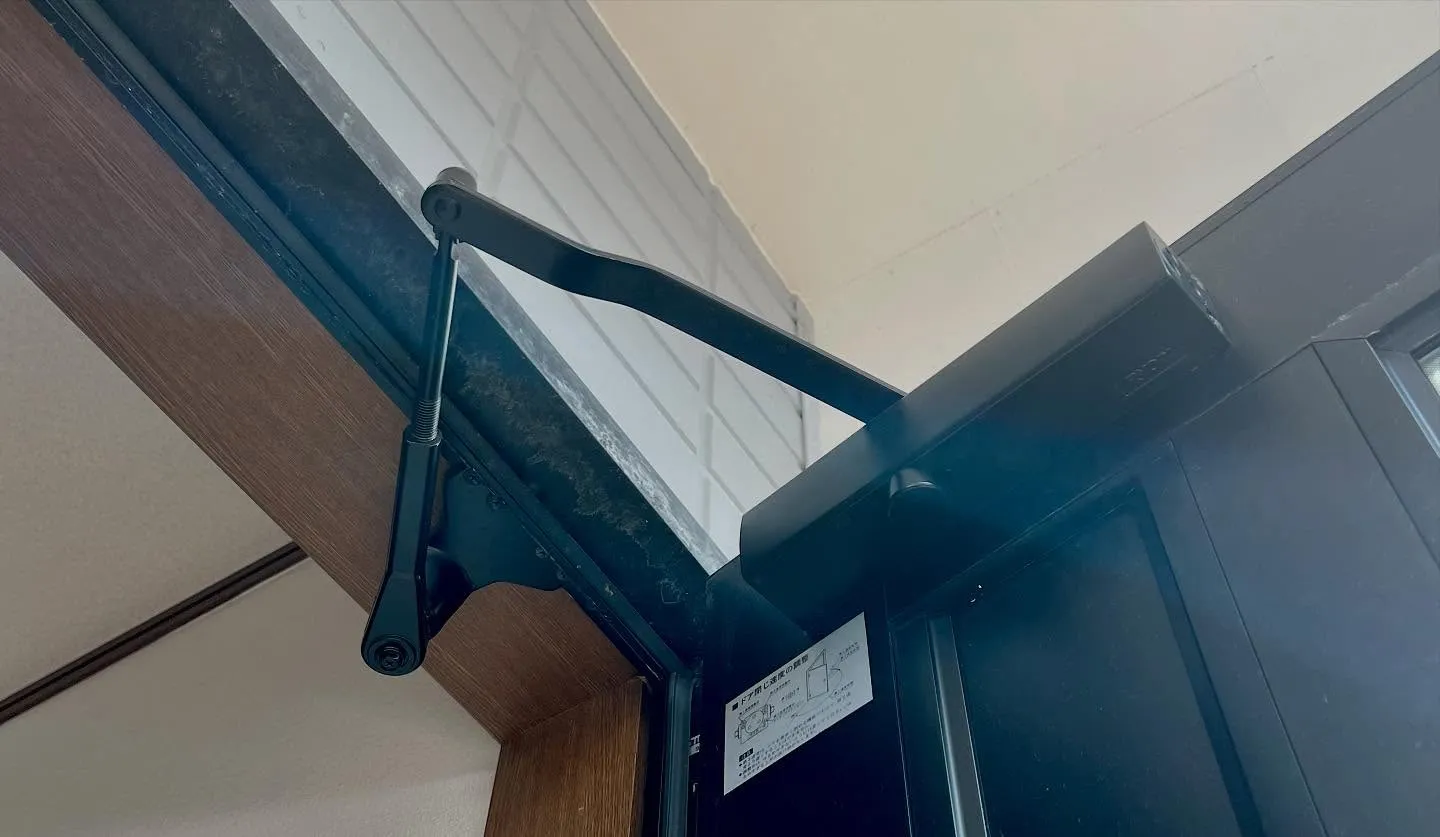 【日曜にご相談→月曜午前に即対応！25年選手のドアクローザー...