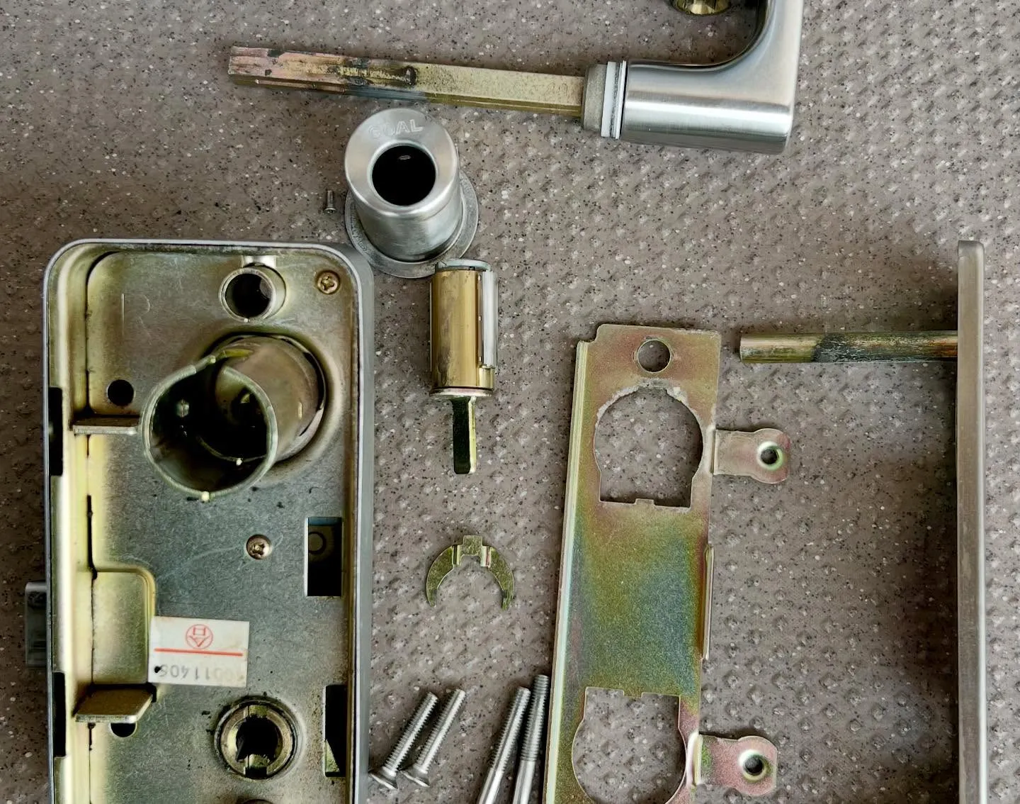 🔐賃貸マンションの鍵紛失対応オートロック付き物件での交換判断...