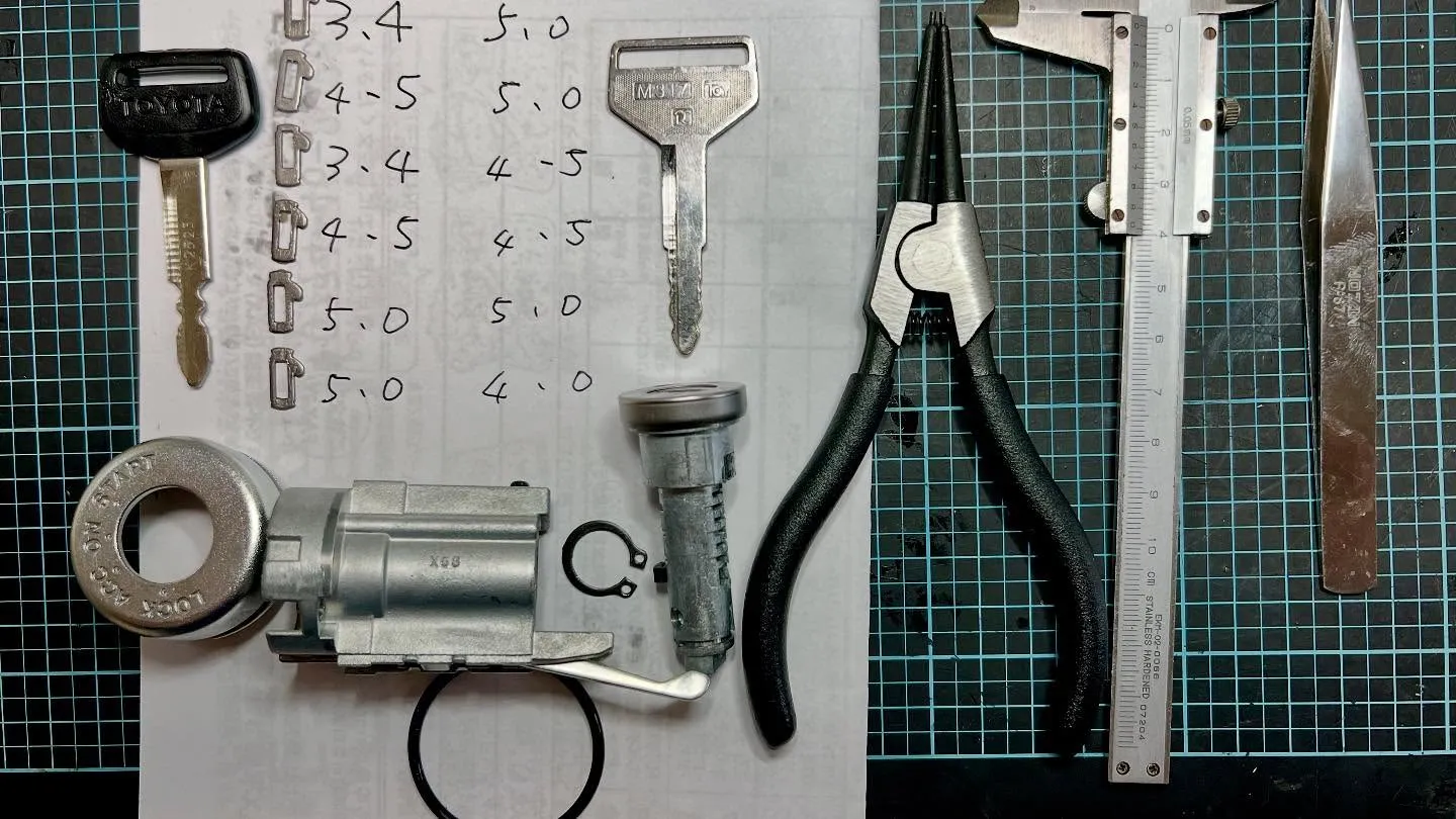 【ランドクルーザー70系|走行中に鍵が抜ける不具合への対応事...