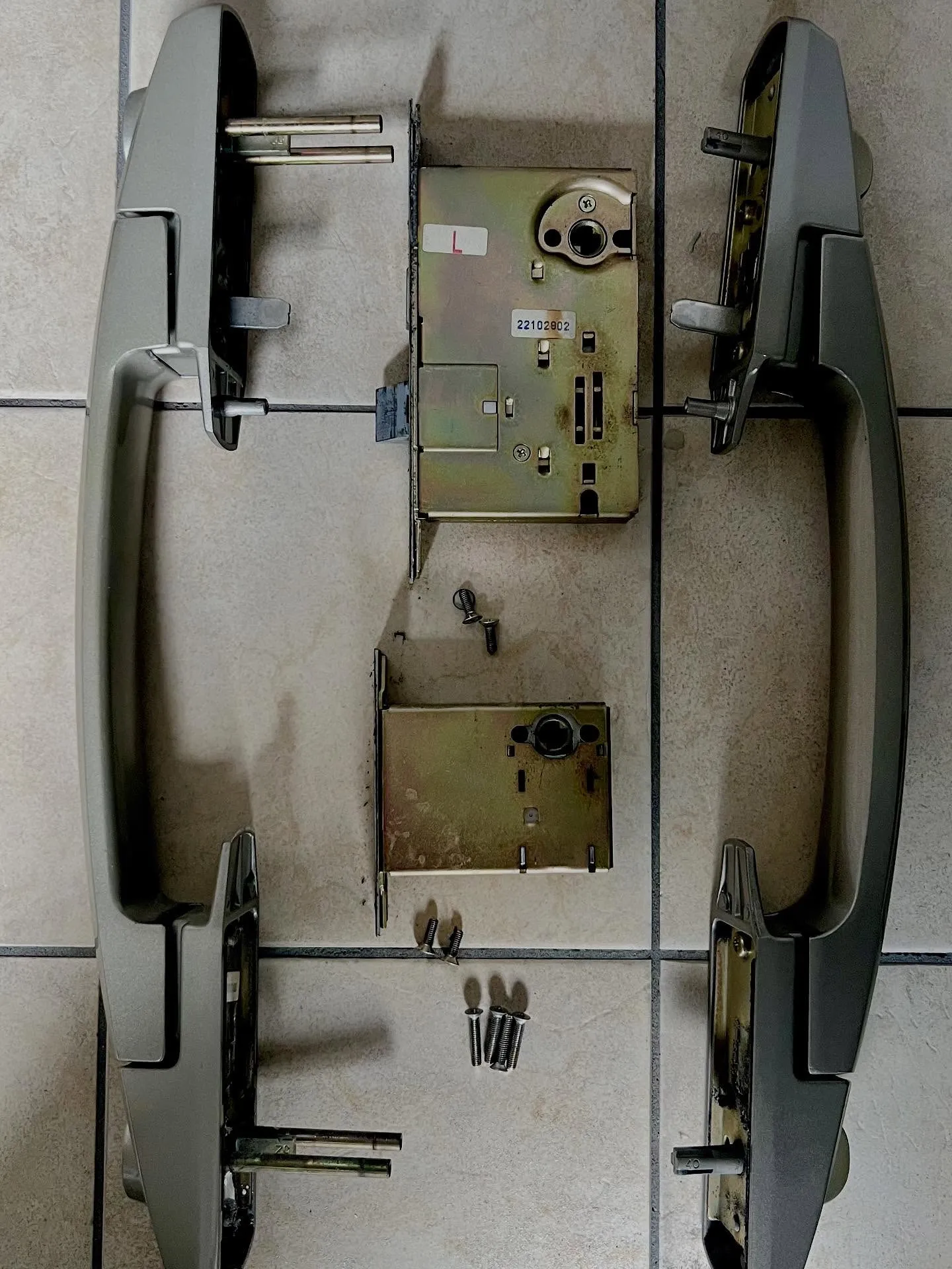 🔧【鍵の不具合、交換せずにメンテナンスで解決】