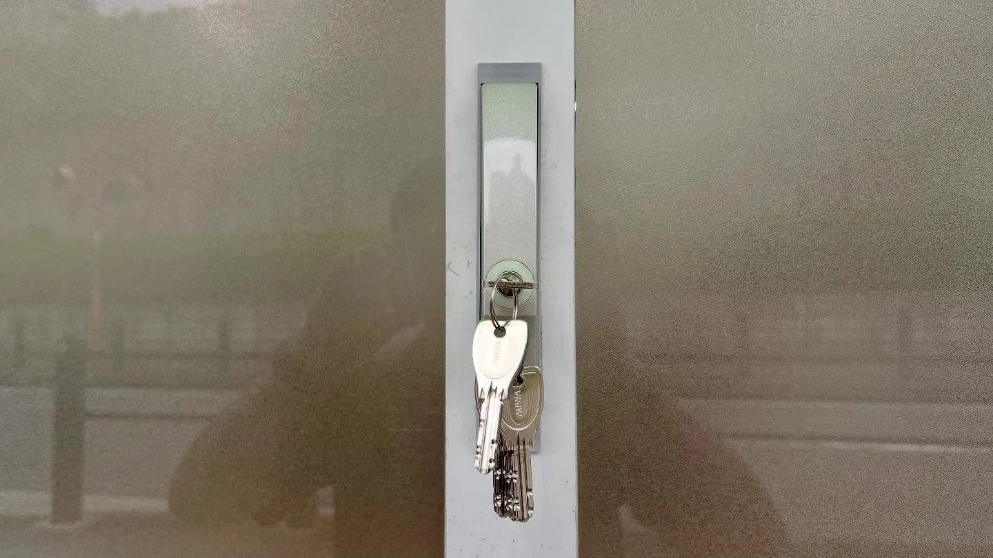 🔧【自動ドア錠前&シャッターボックス鍵交換】