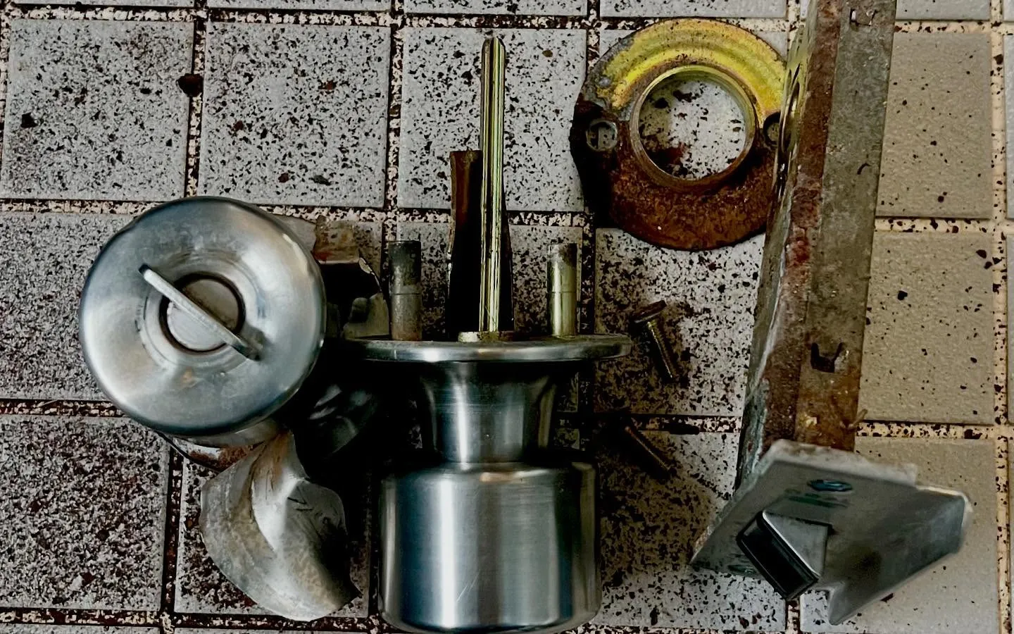 【浴室錠の空回り事件】本日2件目!