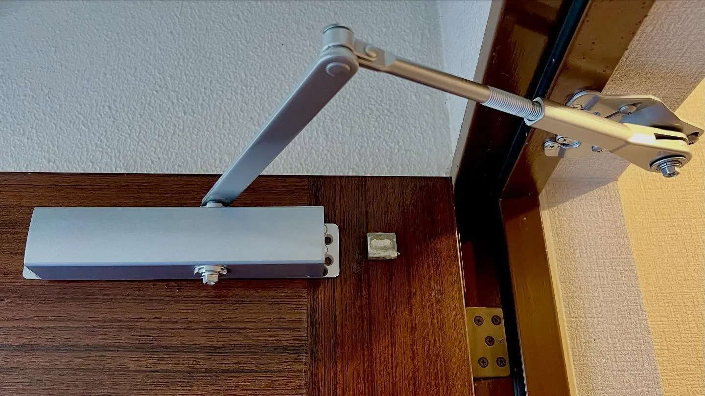 10月26日鍵穴にボンド注入されたお客様宅へ。