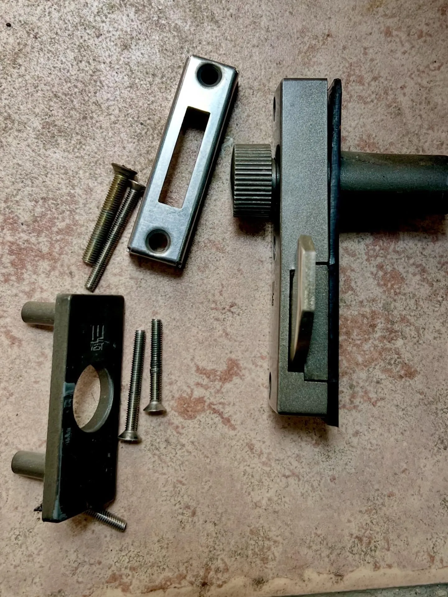 🔐【民泊の鍵、気持ちよくかかってこそ】