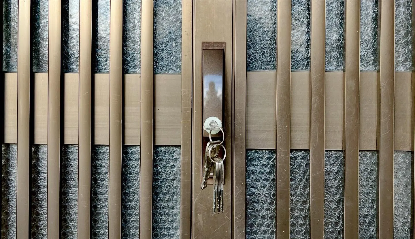 【鍵交換は直接鍵屋さんが安心です】