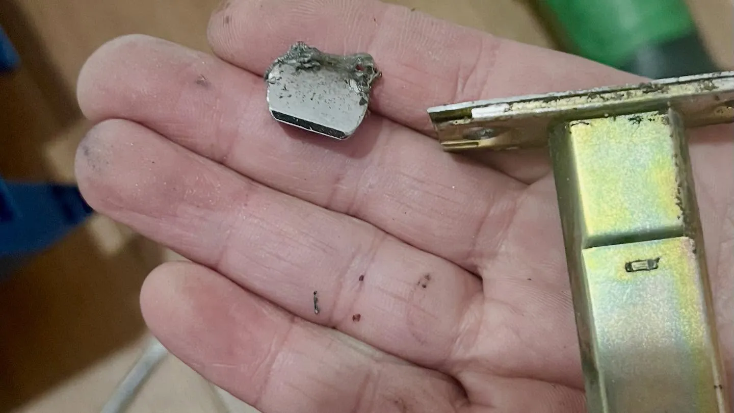 【トイレのドアが開かない…緊急対応】