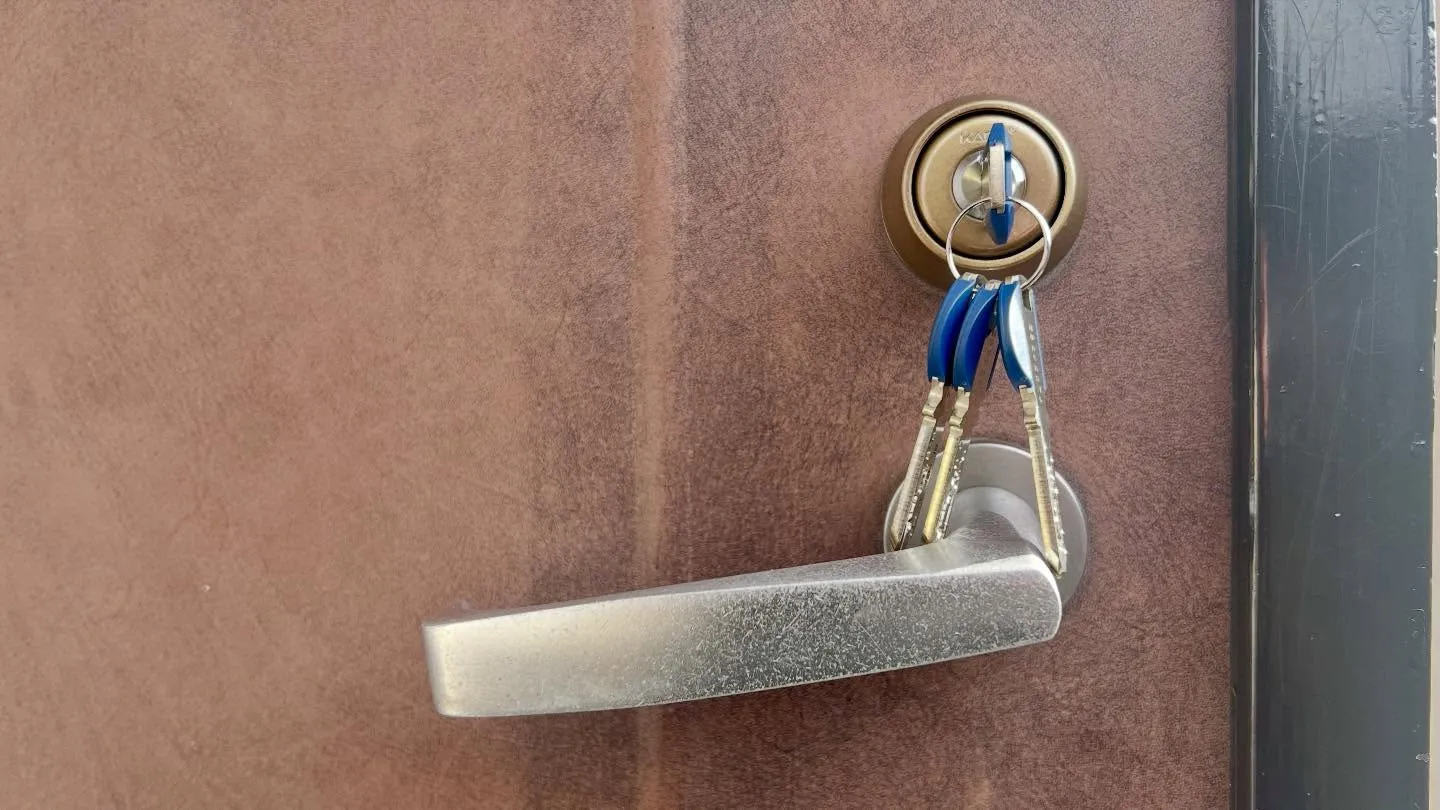 🔑【25年のお付き合いのお客様｜犬の散歩中に鍵紛失→即日交換...