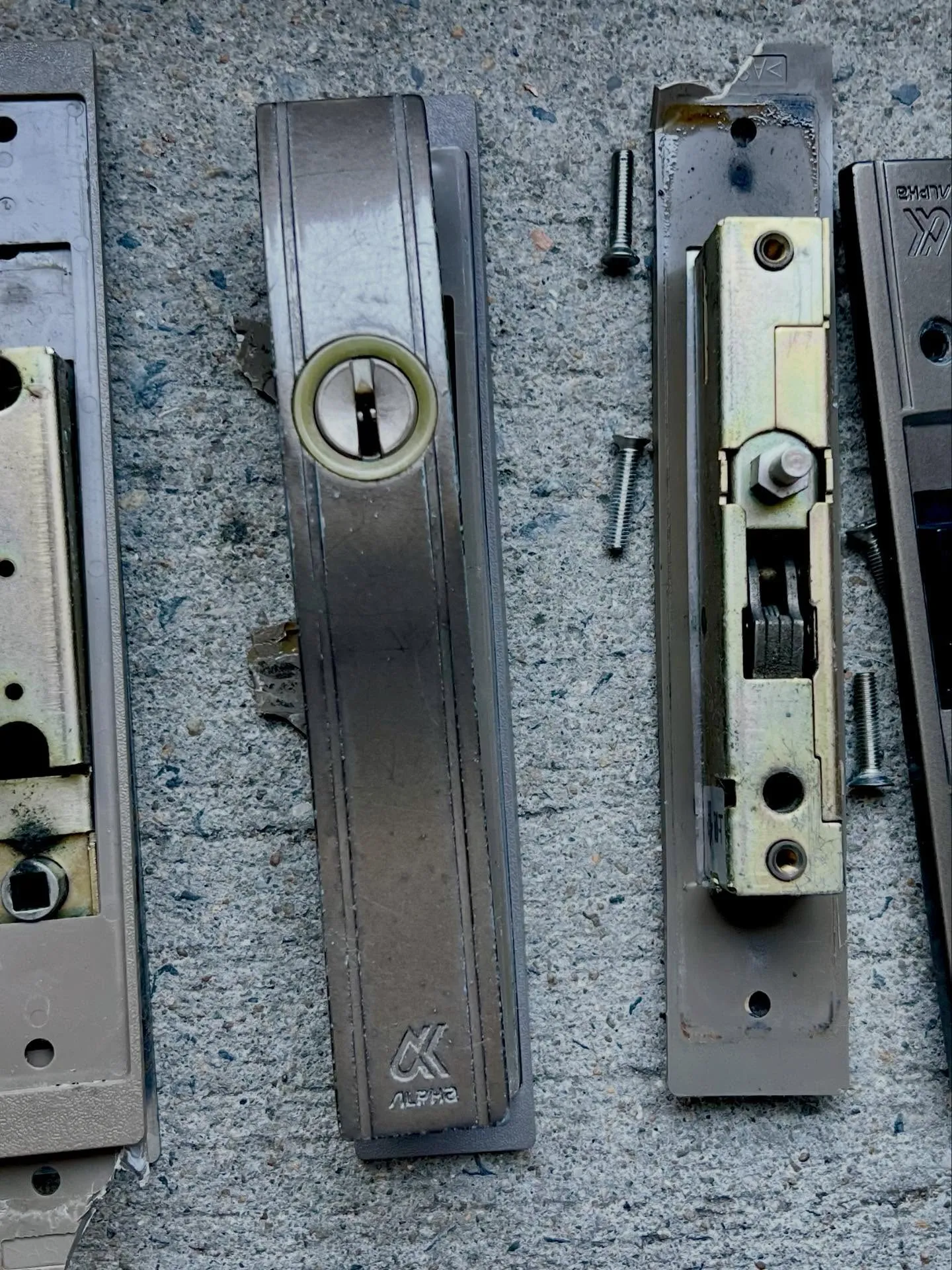 🔑【鍵を盗まれた不安な夜に、迅速な鍵交換で安心を】🔑