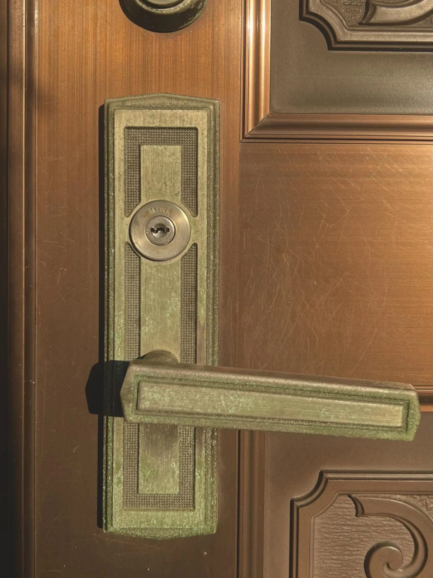 🔐【鍵が刺さらない…30年選手のシリンダー、ついに交換へ】