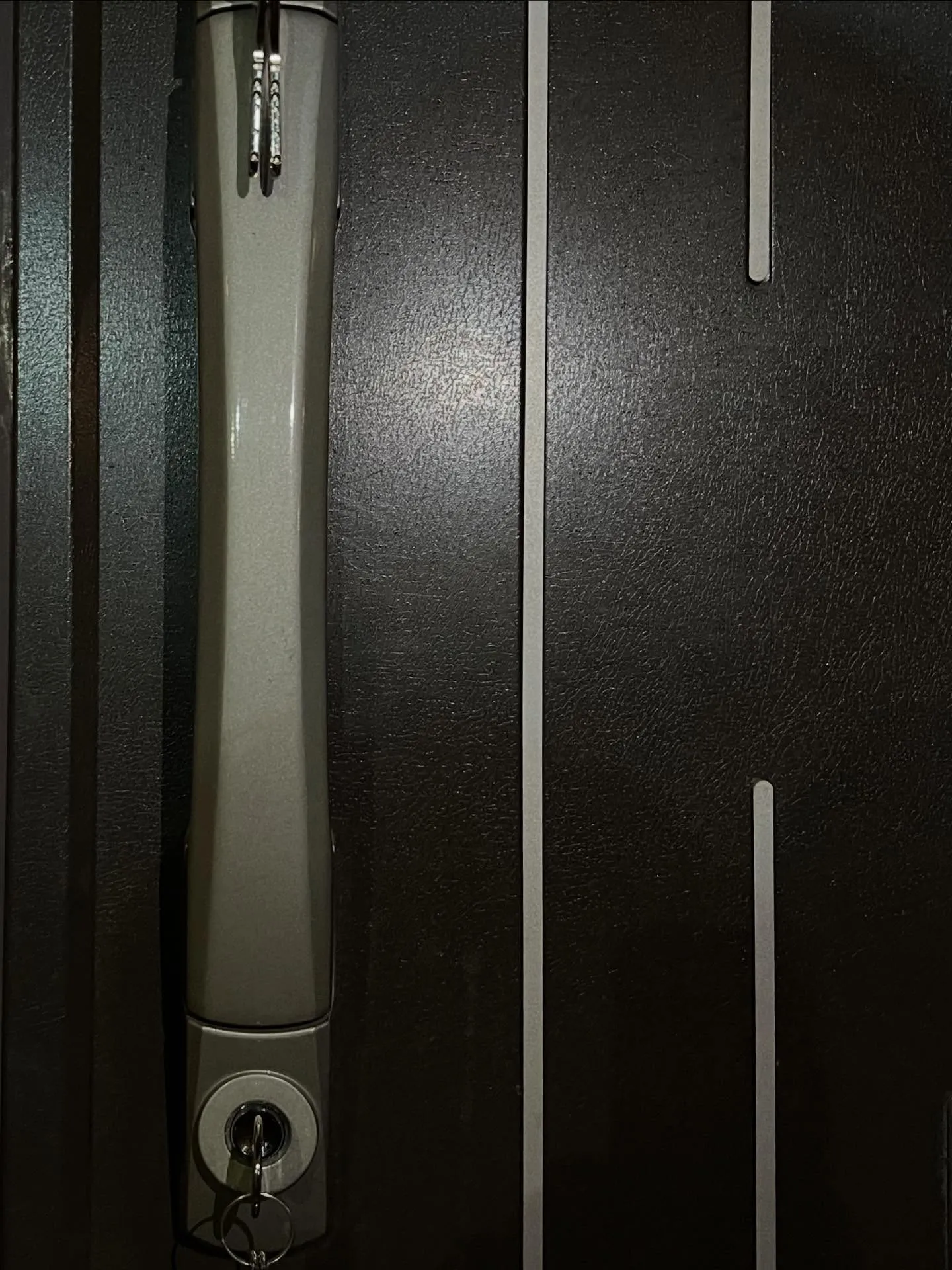 🔐【3年間放置された物件の鍵開け・シリンダー交換作業】