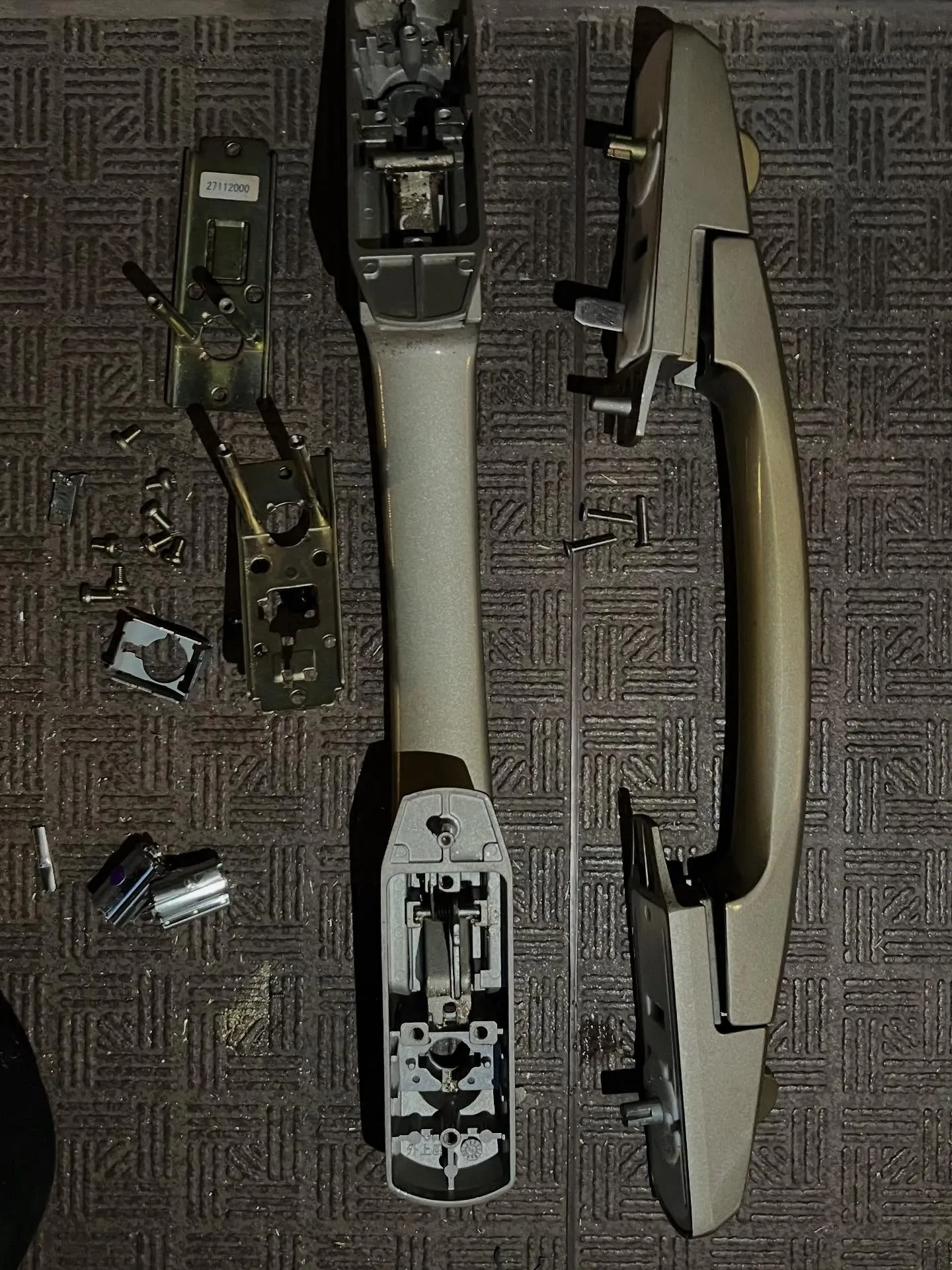 🔐【3年間放置された物件の鍵開け・シリンダー交換作業】