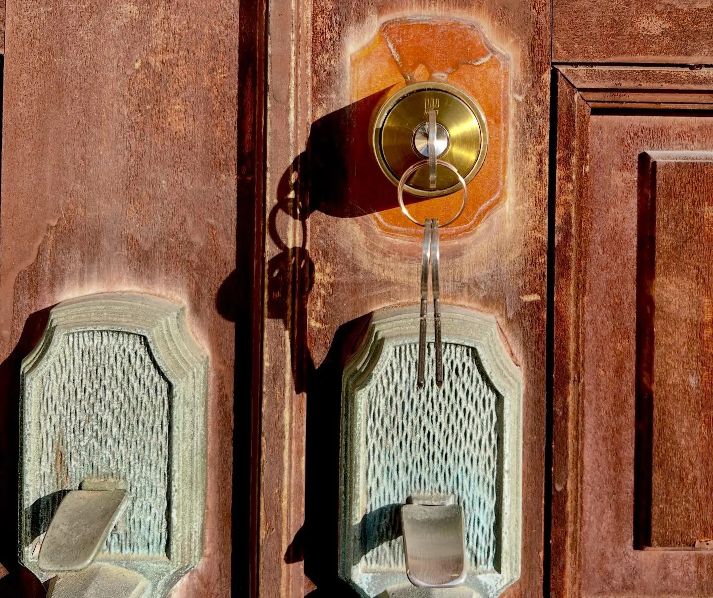 🔐【玄関の鍵が空回り…原因は自己流の分解でした】