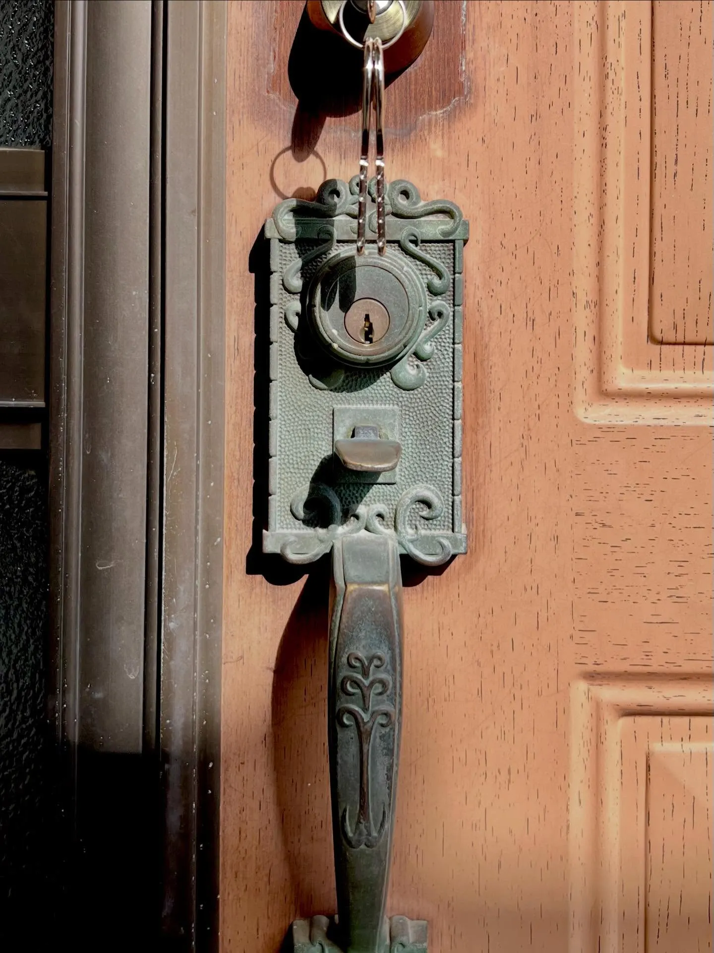 🔑【引越し先の鍵交換|上下別シリンダーの鍵交換対応】