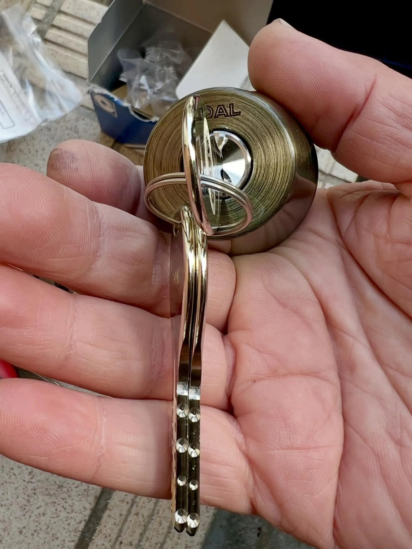 🔑【引越し先の鍵交換|上下別シリンダーの鍵交換対応】