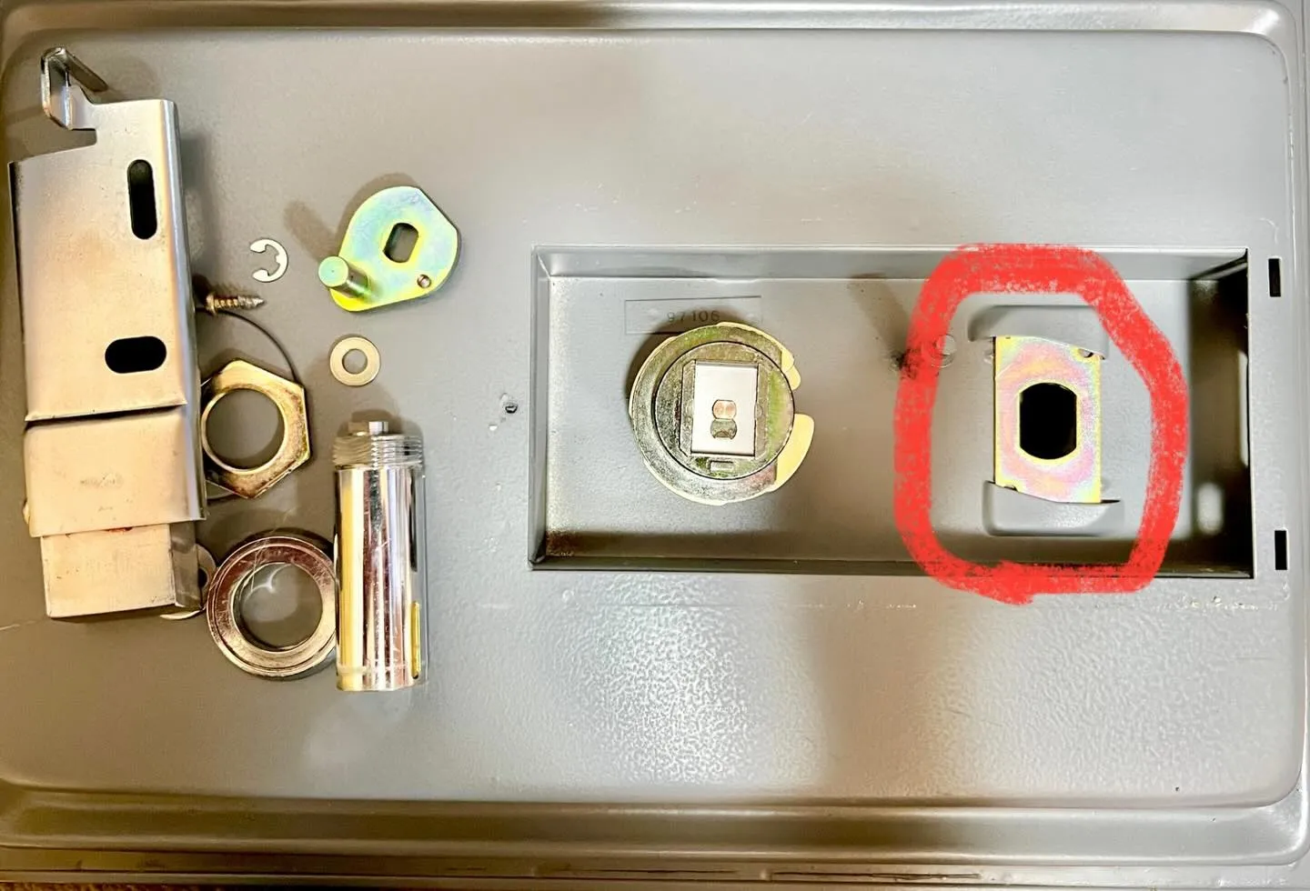 🔐【金庫のダイヤル番号は変えられる?実は…】