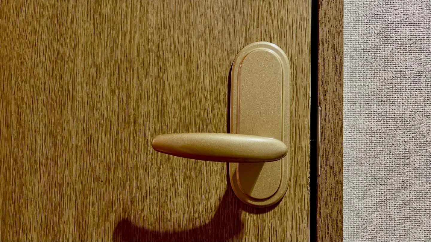 【浴室ドアのレバーハンドルが抜けない…その原因は?】