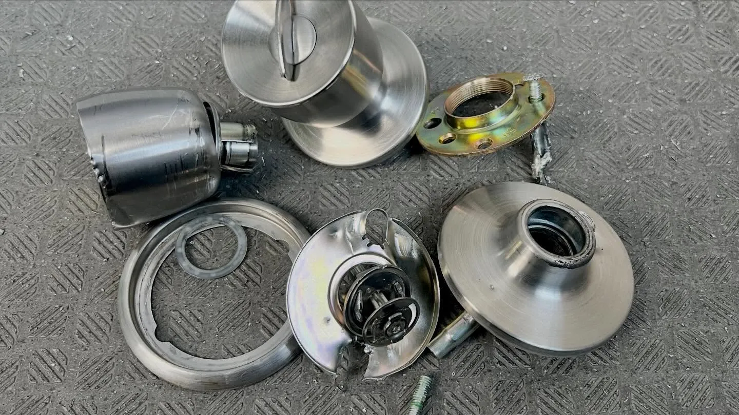 🔑【開店前の緊急対応！折れた鍵と格闘した朝】