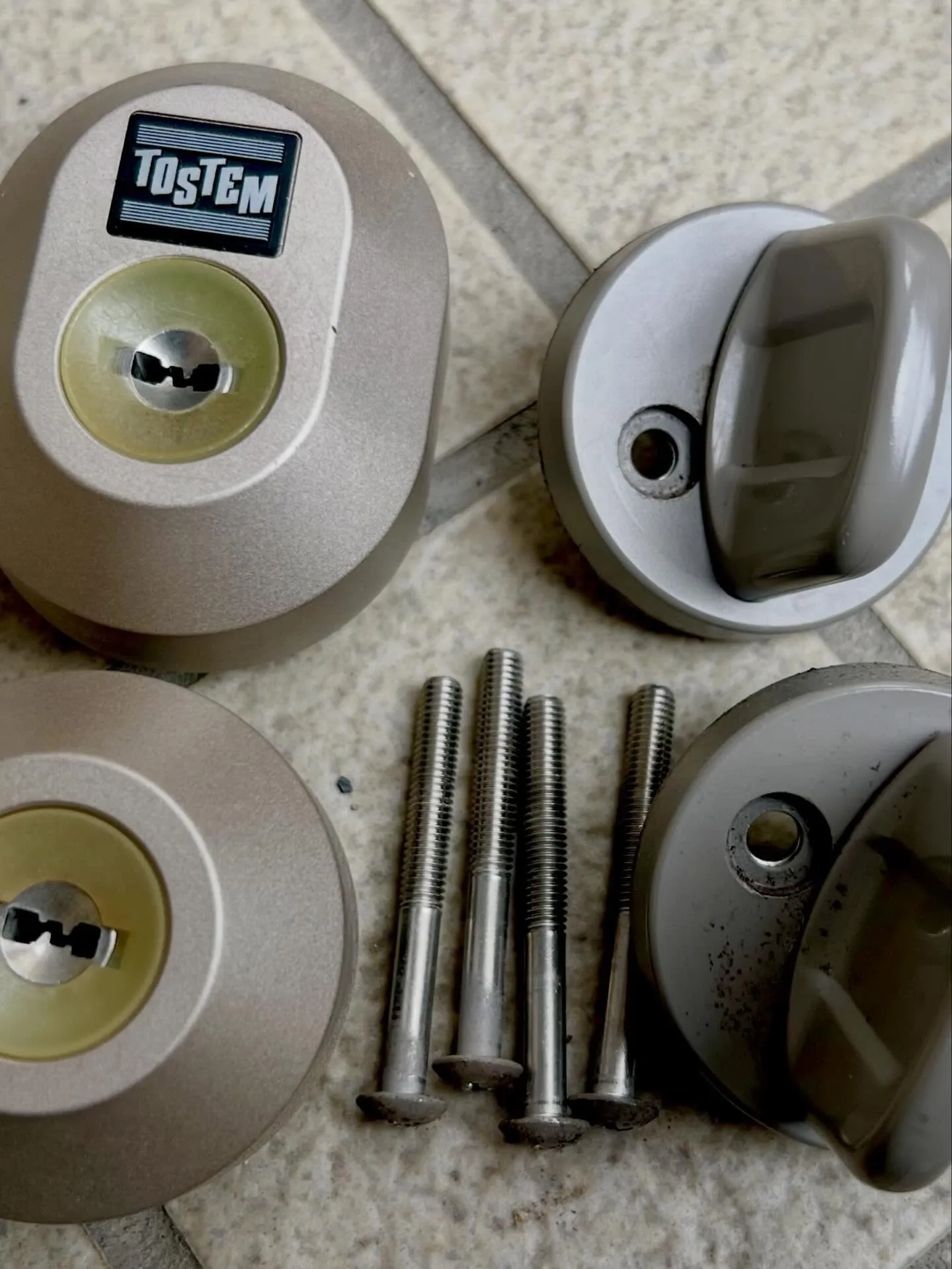 【本日の1件目、鍵紛失による鍵交換】