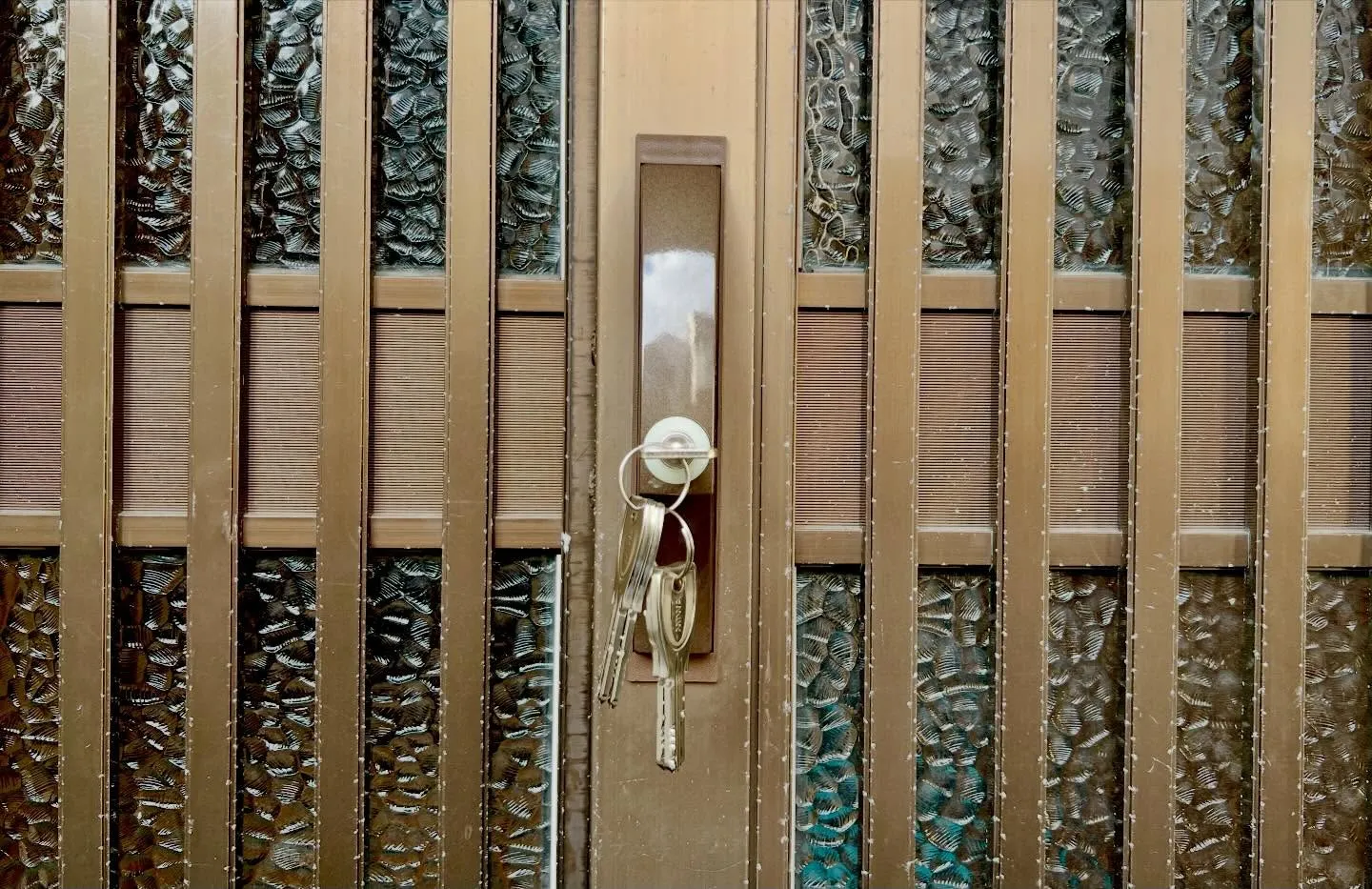 【本日3件目｜引戸の操作が固い…お客様指定のMIWA PSS...