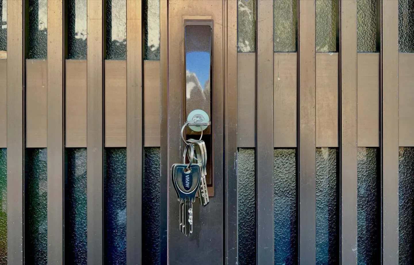 【早朝の鍵折れトラブル対応URキー特有の症状と引違い戸錠の適...