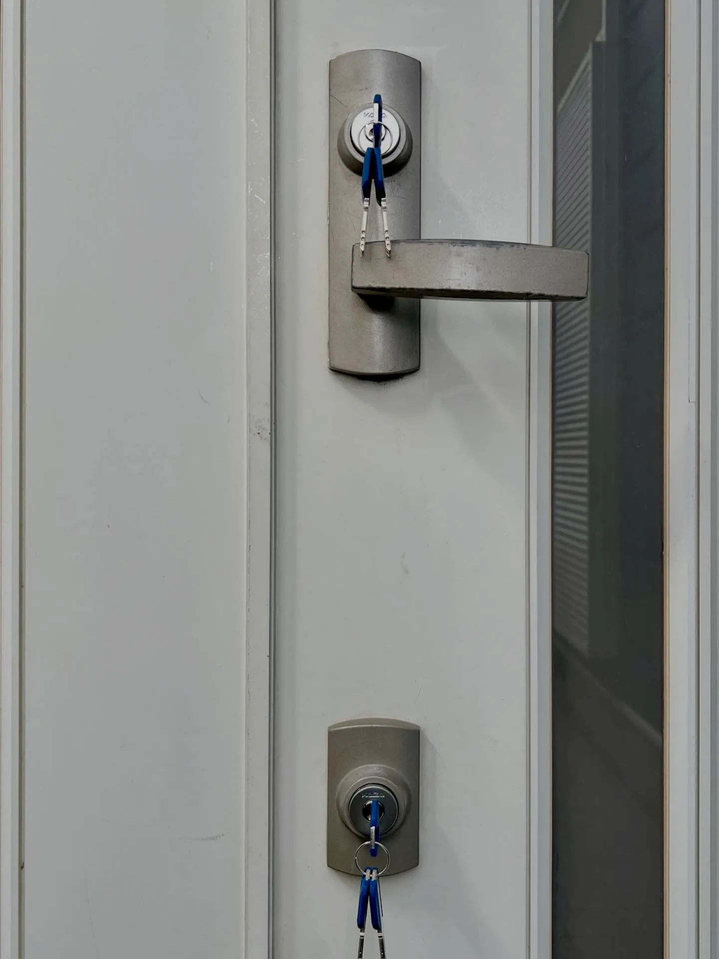 【中古物件ご入居後の鍵交換で安心の新生活へ】