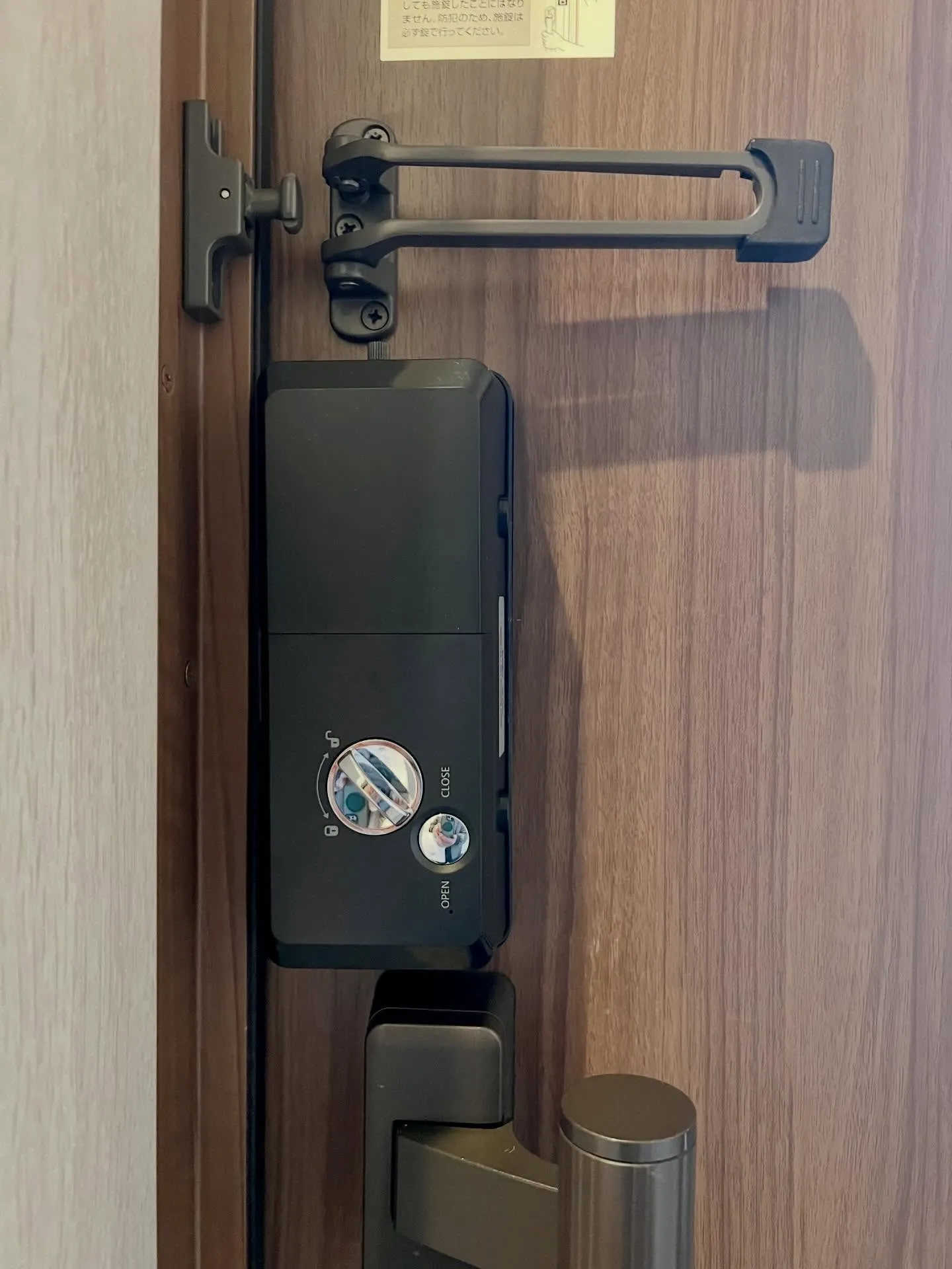 【築浅物件での鍵交換予定から、スマートロック導入へ】