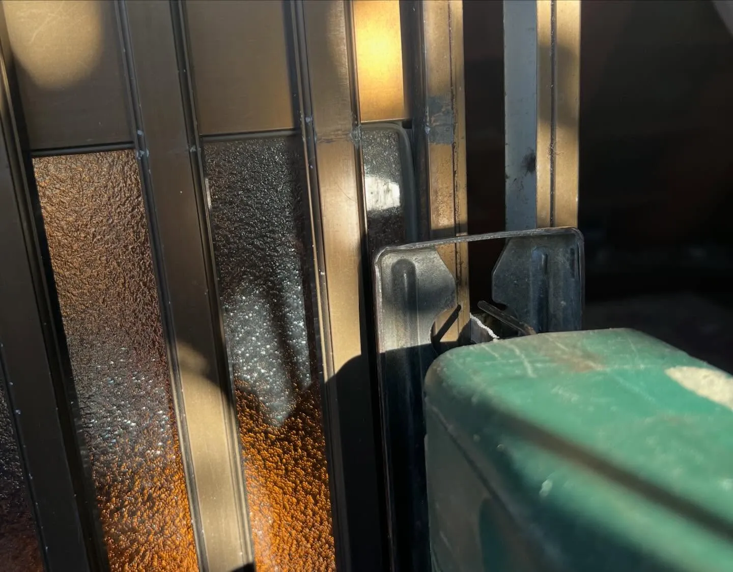【本日3件目】40年前の引戸錠前がついに限界を迎えていました