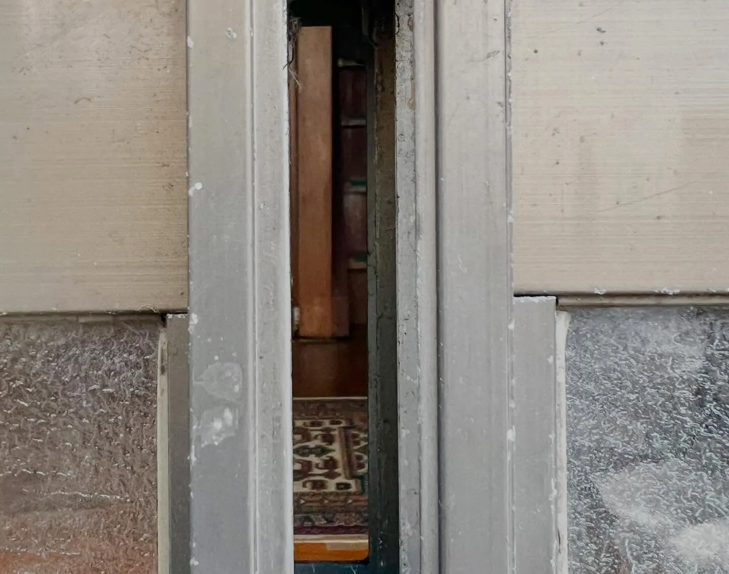 【40年以上前の引戸錠を最新仕様へ安全アップデート】