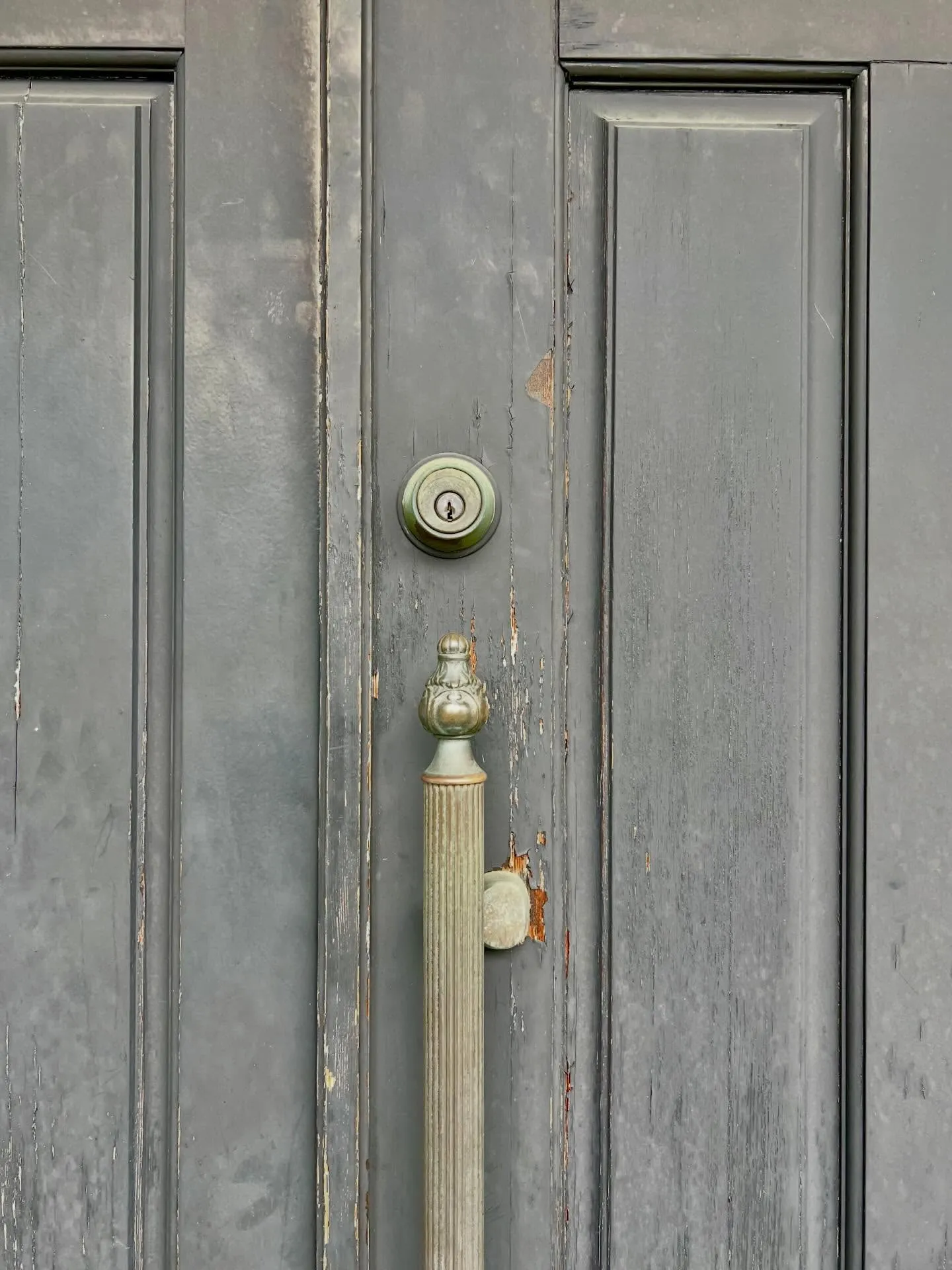 【アメリカ規格の玄関錠を日本製へ確実に交換した施工事例】