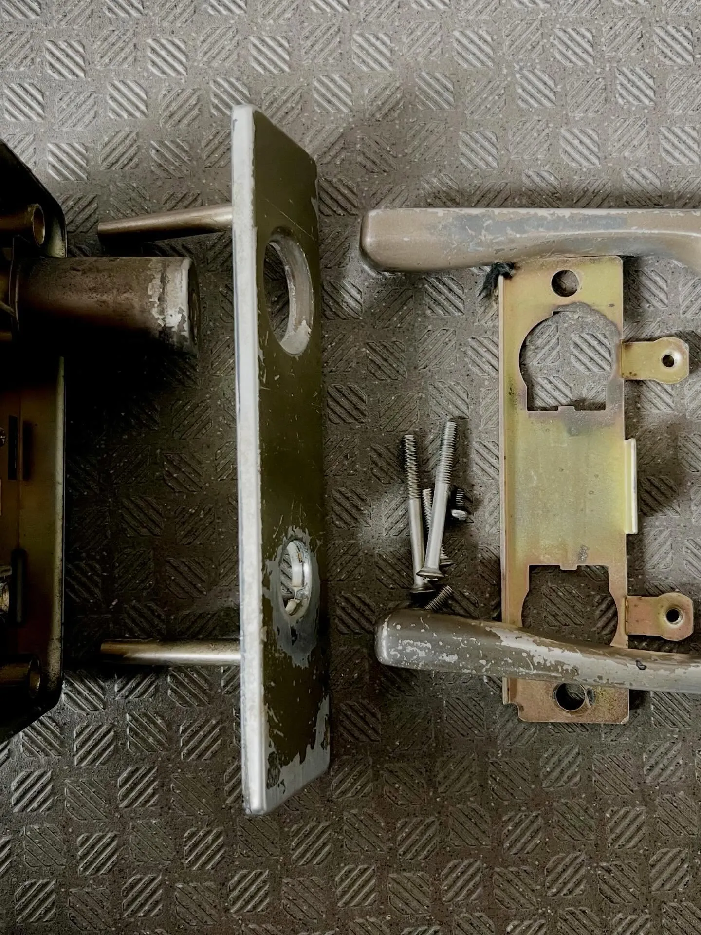 【✦ GOAL社 P-MXL NU 80R 錠前交換、合鍵か...