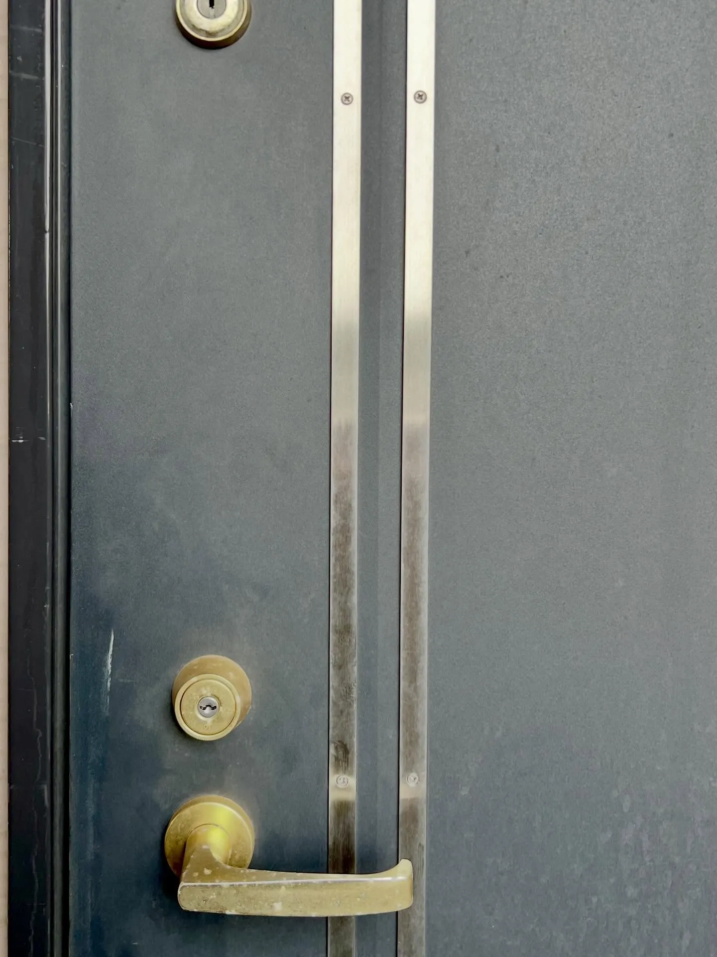 【オートロック付きマンションで上下同一ディンプルキー化を最短...